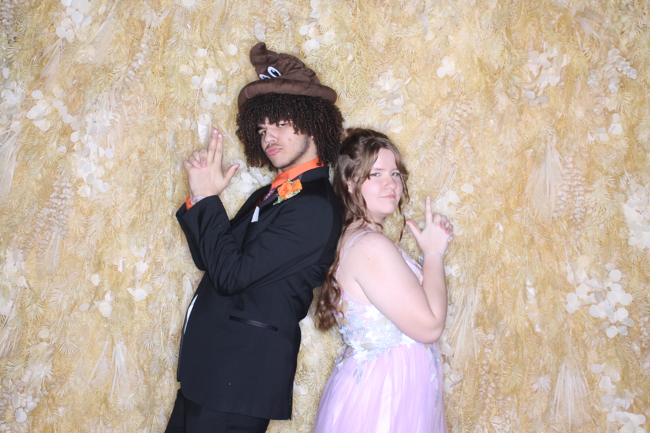 West Clermont 2025 Prom | View more photos from the event at gallery.photoboothcincy.com/u/PhotoBoothCincy/West-Clermont-2025-Prom