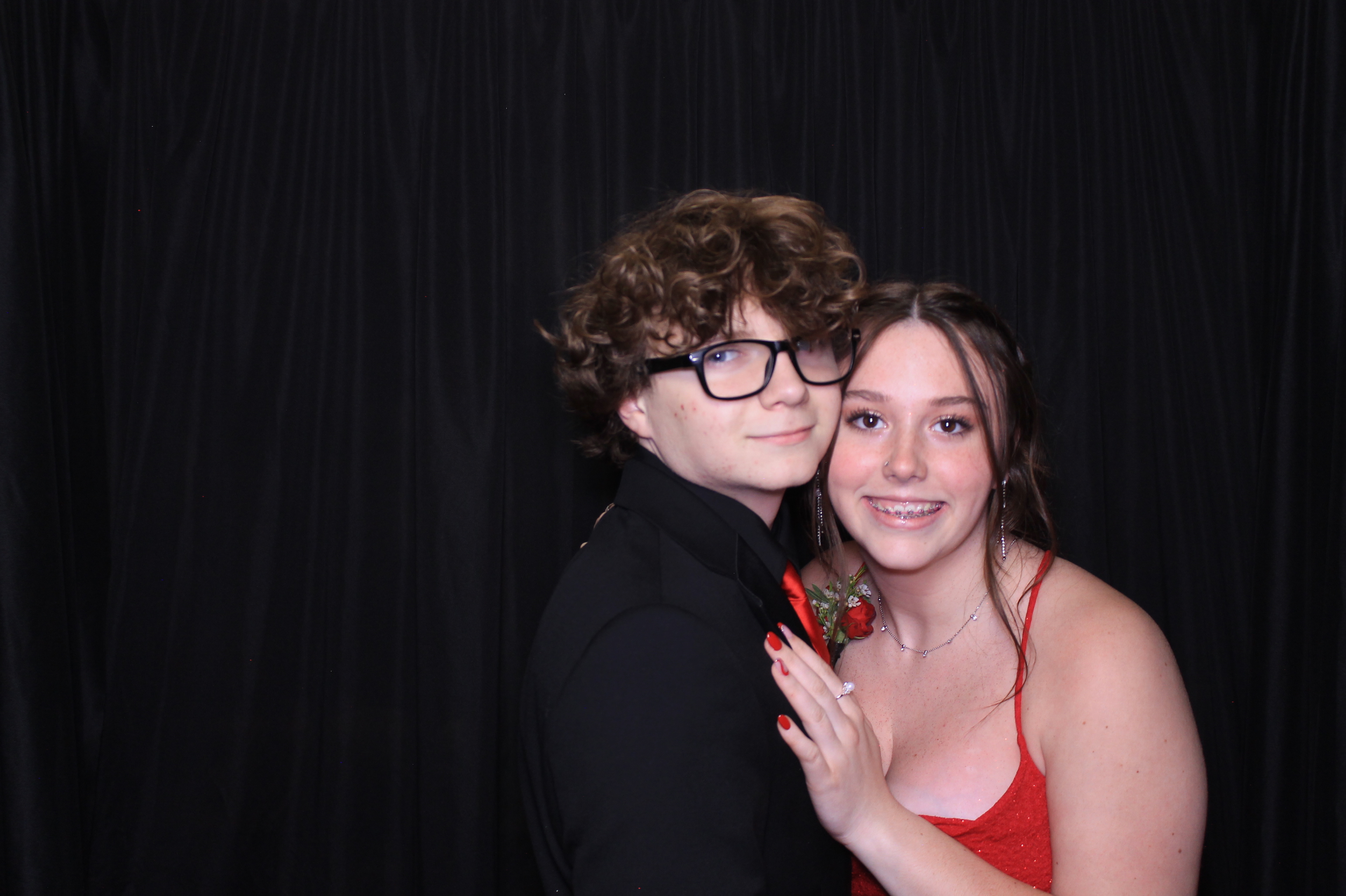 West Clermont 2025 Prom | View more photos from the event at gallery.photoboothcincy.com/u/PhotoBoothCincy/West-Clermont-2025-Prom