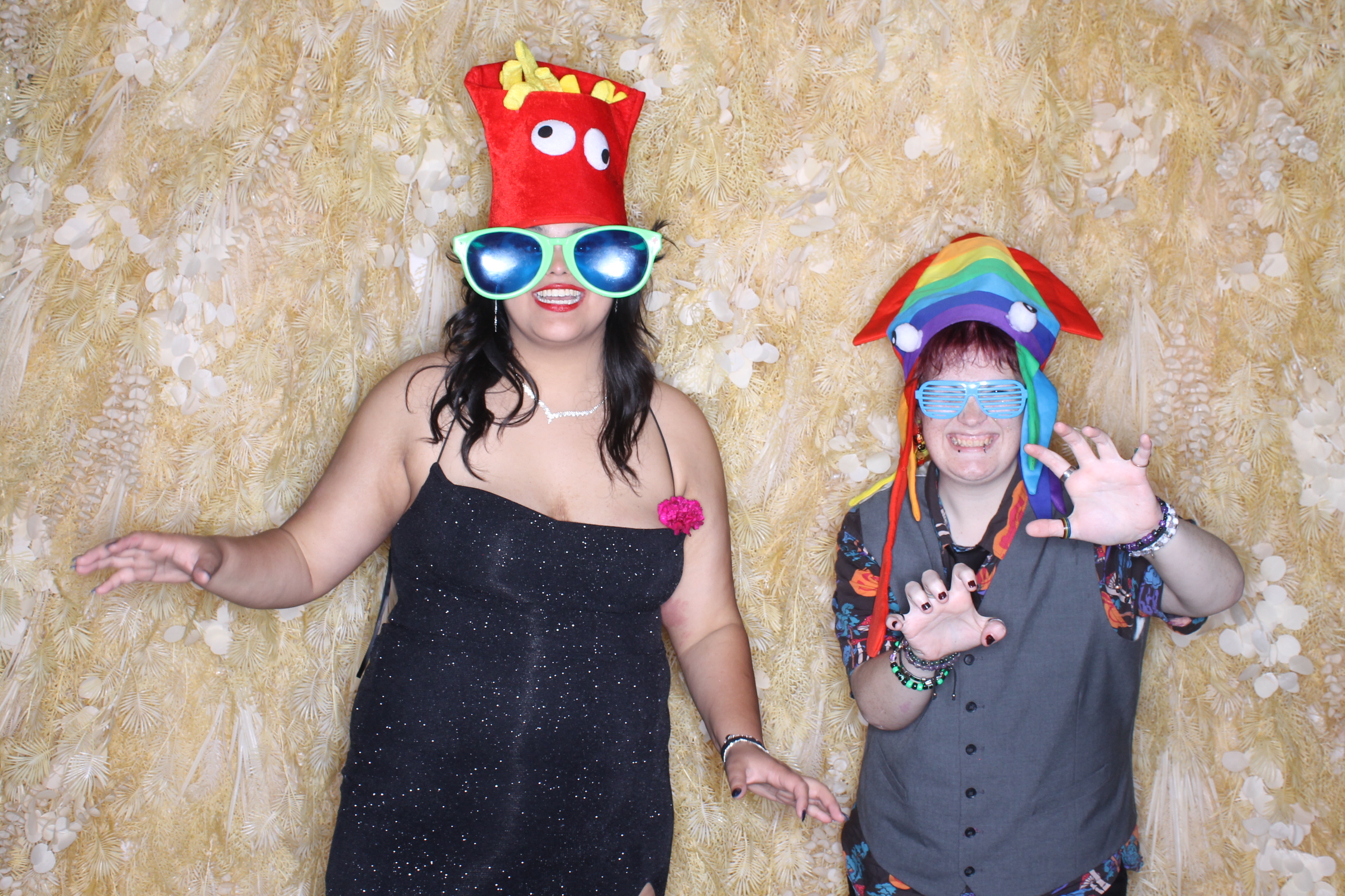 West Clermont 2025 Prom | View more photos from the event at gallery.photoboothcincy.com/u/PhotoBoothCincy/West-Clermont-2025-Prom