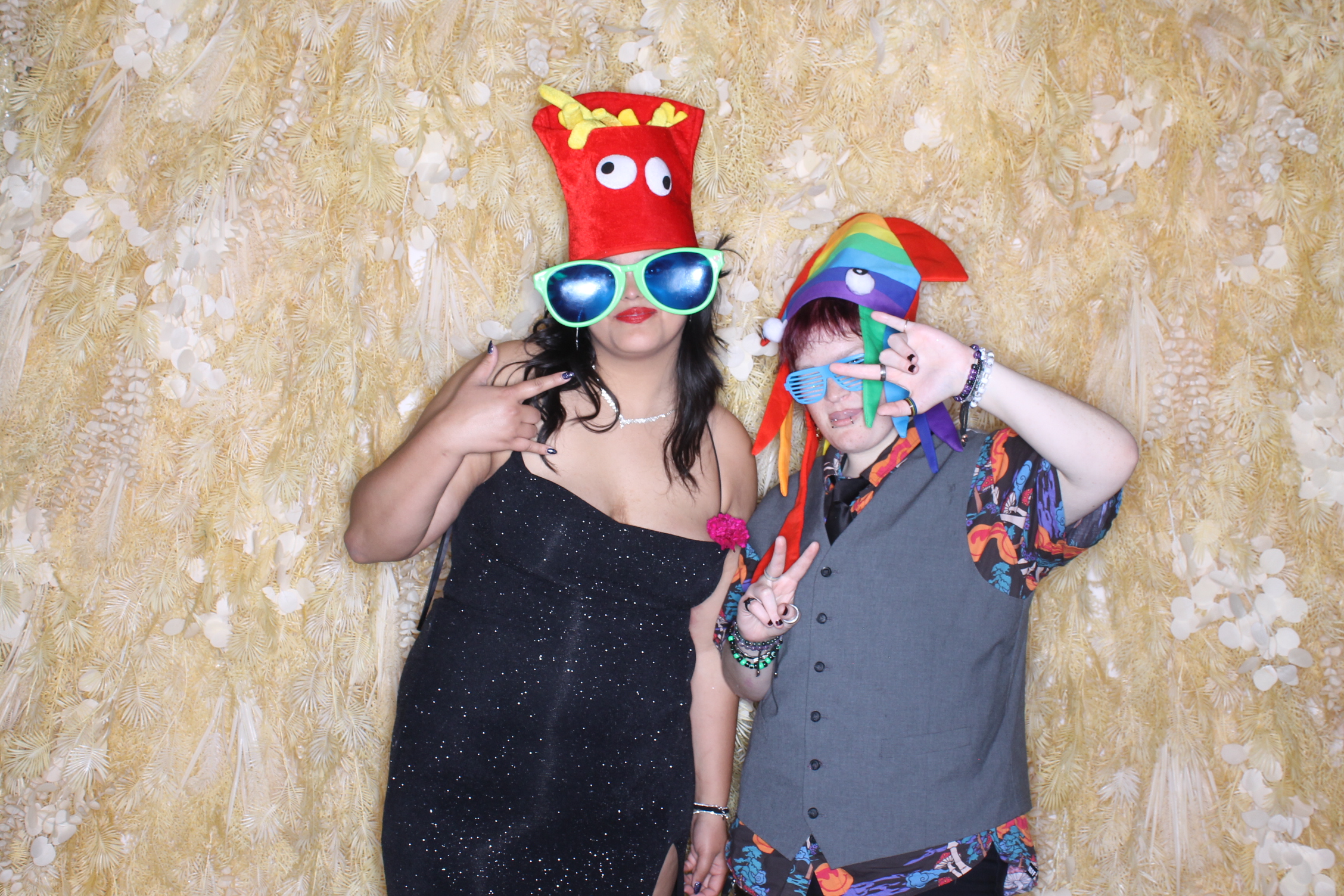 West Clermont 2025 Prom | View more photos from the event at gallery.photoboothcincy.com/u/PhotoBoothCincy/West-Clermont-2025-Prom