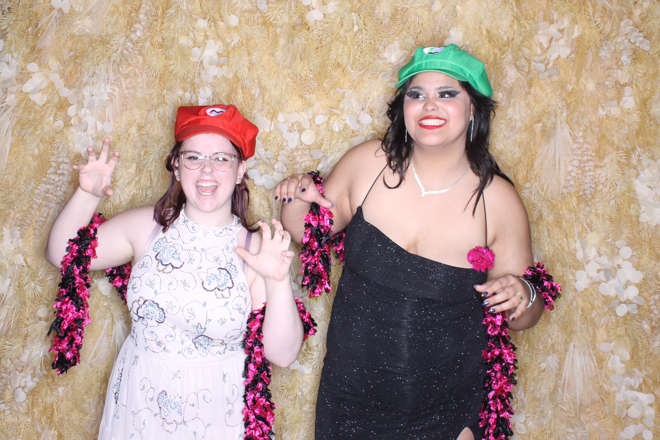 West Clermont 2025 Prom | View more photos from the event at gallery.photoboothcincy.com/u/PhotoBoothCincy/West-Clermont-2025-Prom