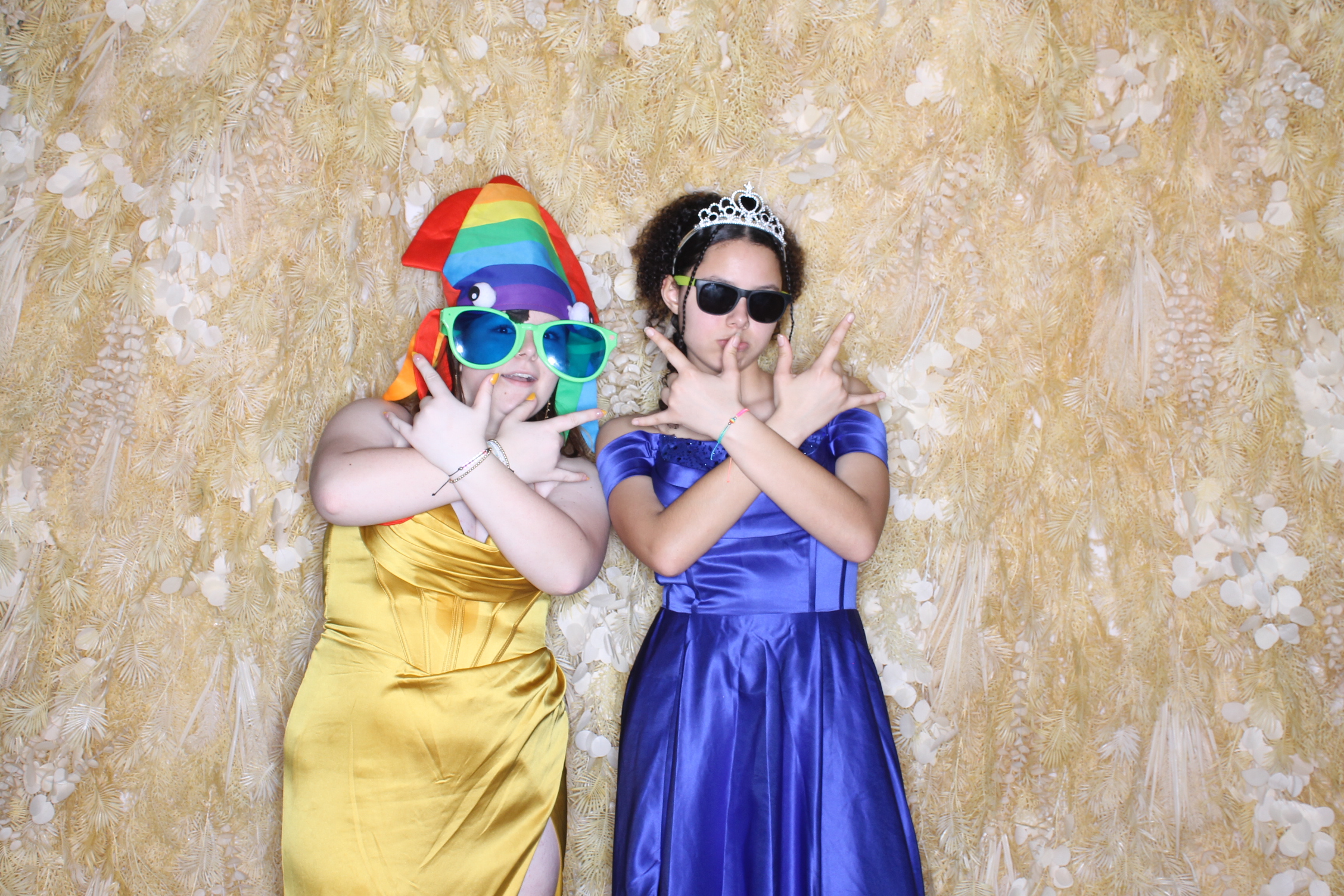 West Clermont 2025 Prom | View more photos from the event at gallery.photoboothcincy.com/u/PhotoBoothCincy/West-Clermont-2025-Prom