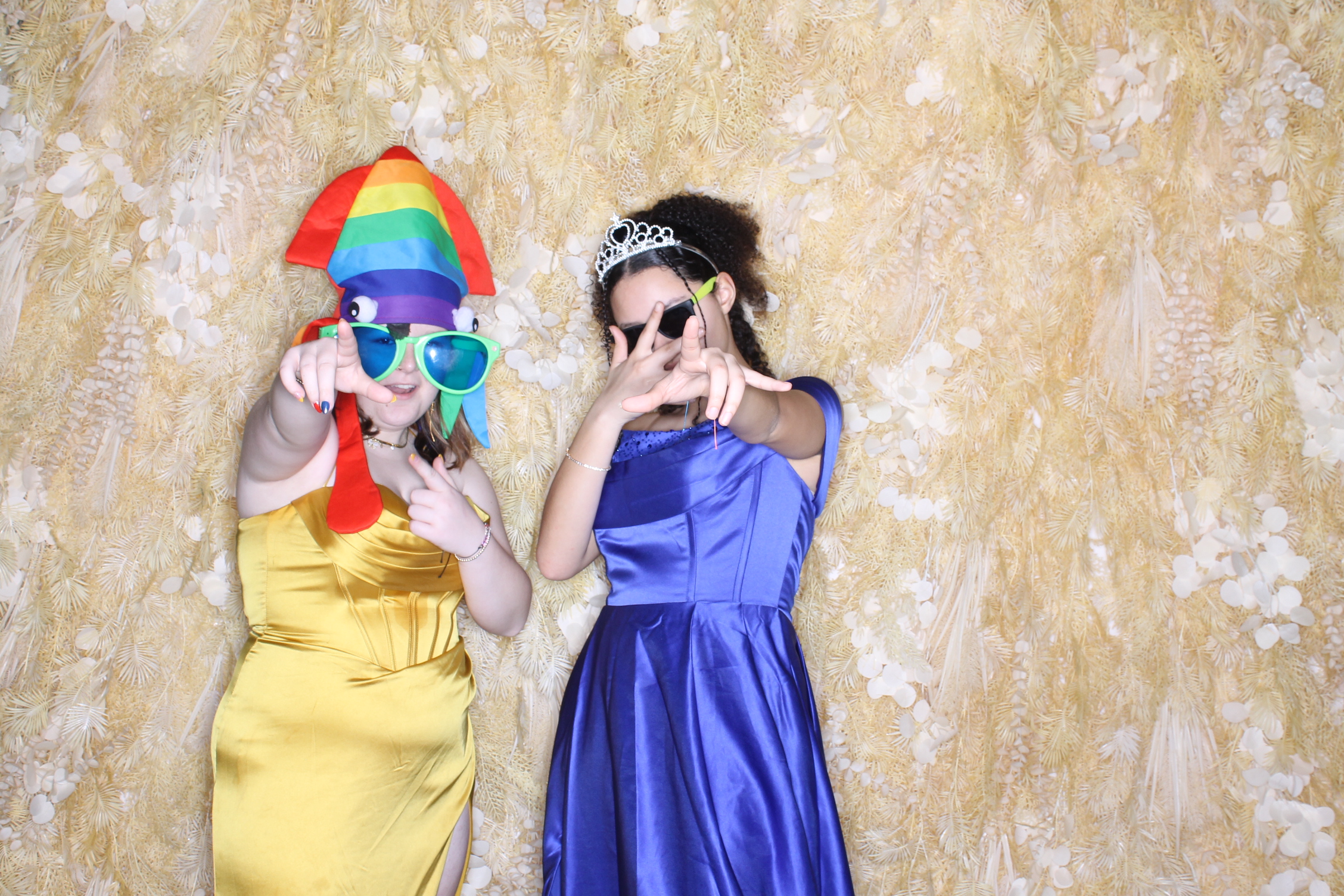 West Clermont 2025 Prom | View more photos from the event at gallery.photoboothcincy.com/u/PhotoBoothCincy/West-Clermont-2025-Prom