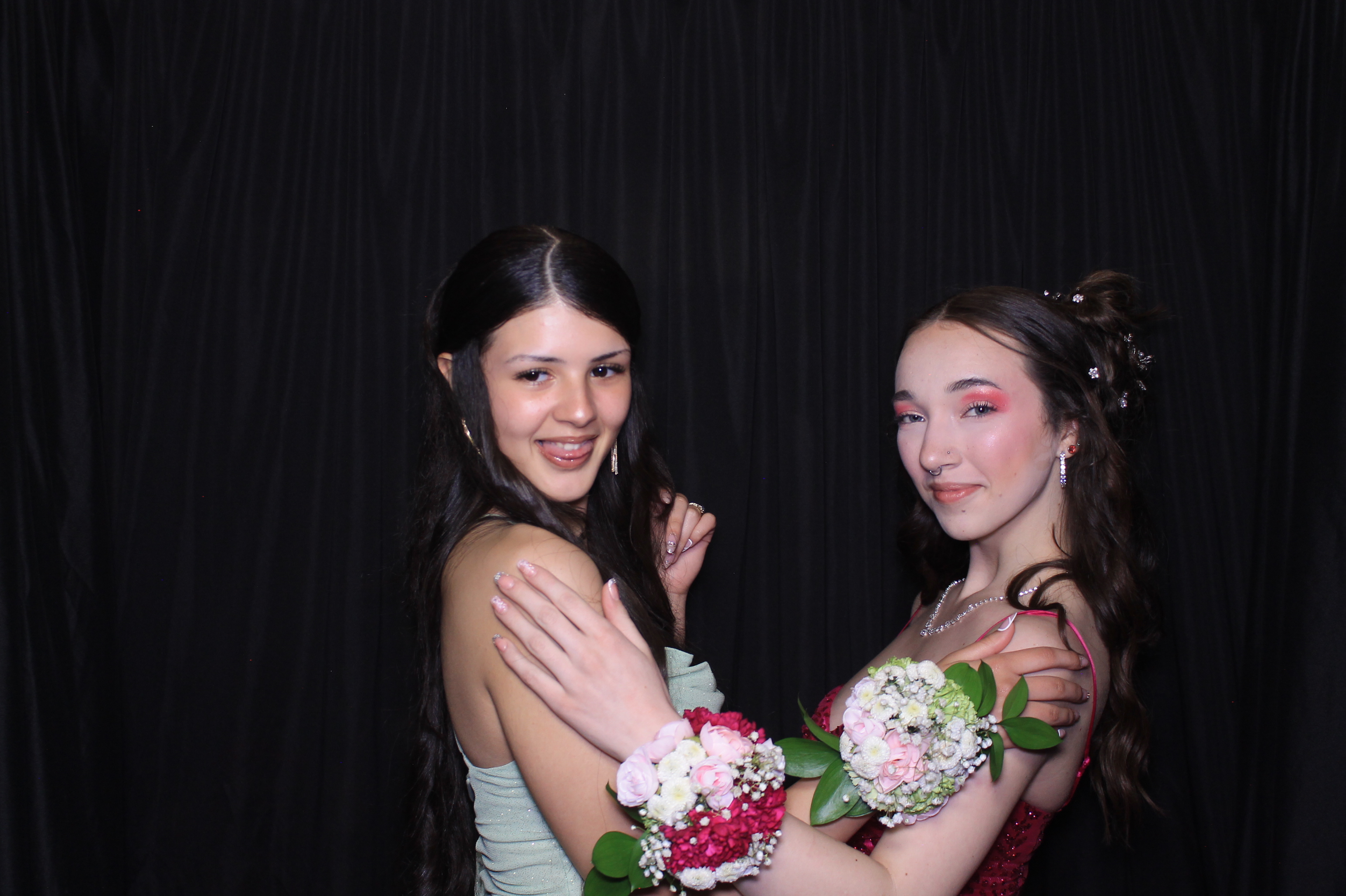 West Clermont 2025 Prom | View more photos from the event at gallery.photoboothcincy.com/u/PhotoBoothCincy/West-Clermont-2025-Prom