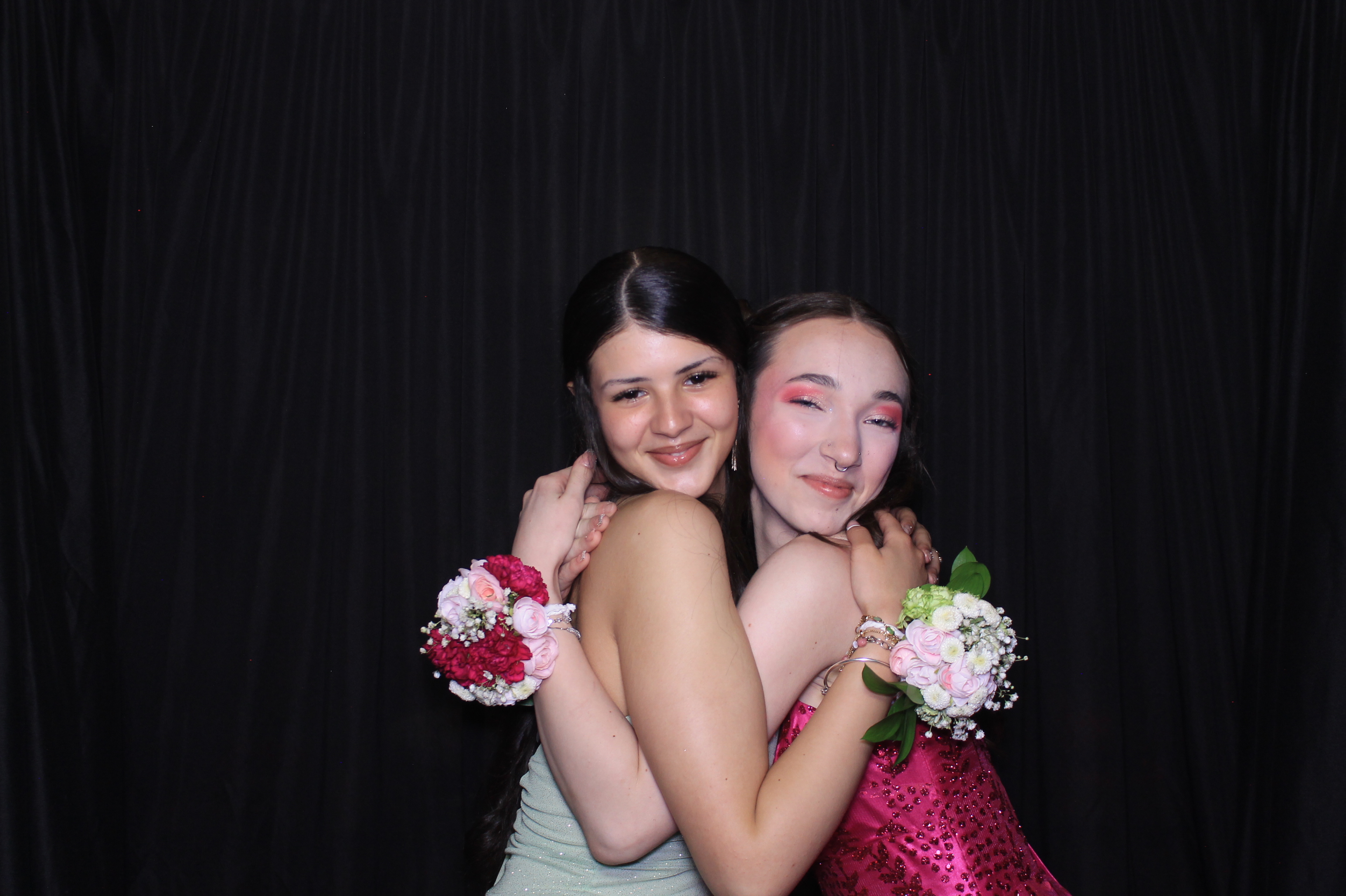 West Clermont 2025 Prom | View more photos from the event at gallery.photoboothcincy.com/u/PhotoBoothCincy/West-Clermont-2025-Prom