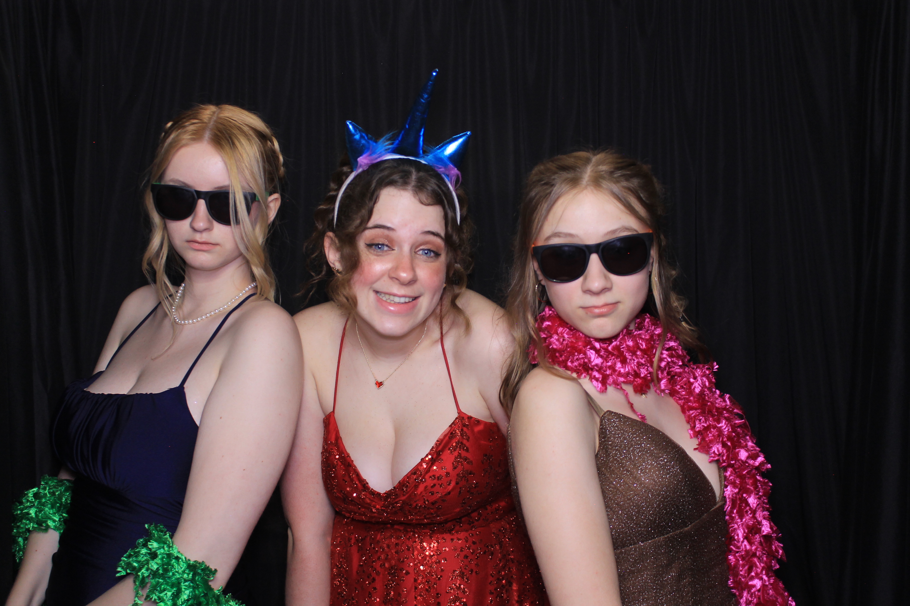 West Clermont 2025 Prom | View more photos from the event at gallery.photoboothcincy.com/u/PhotoBoothCincy/West-Clermont-2025-Prom