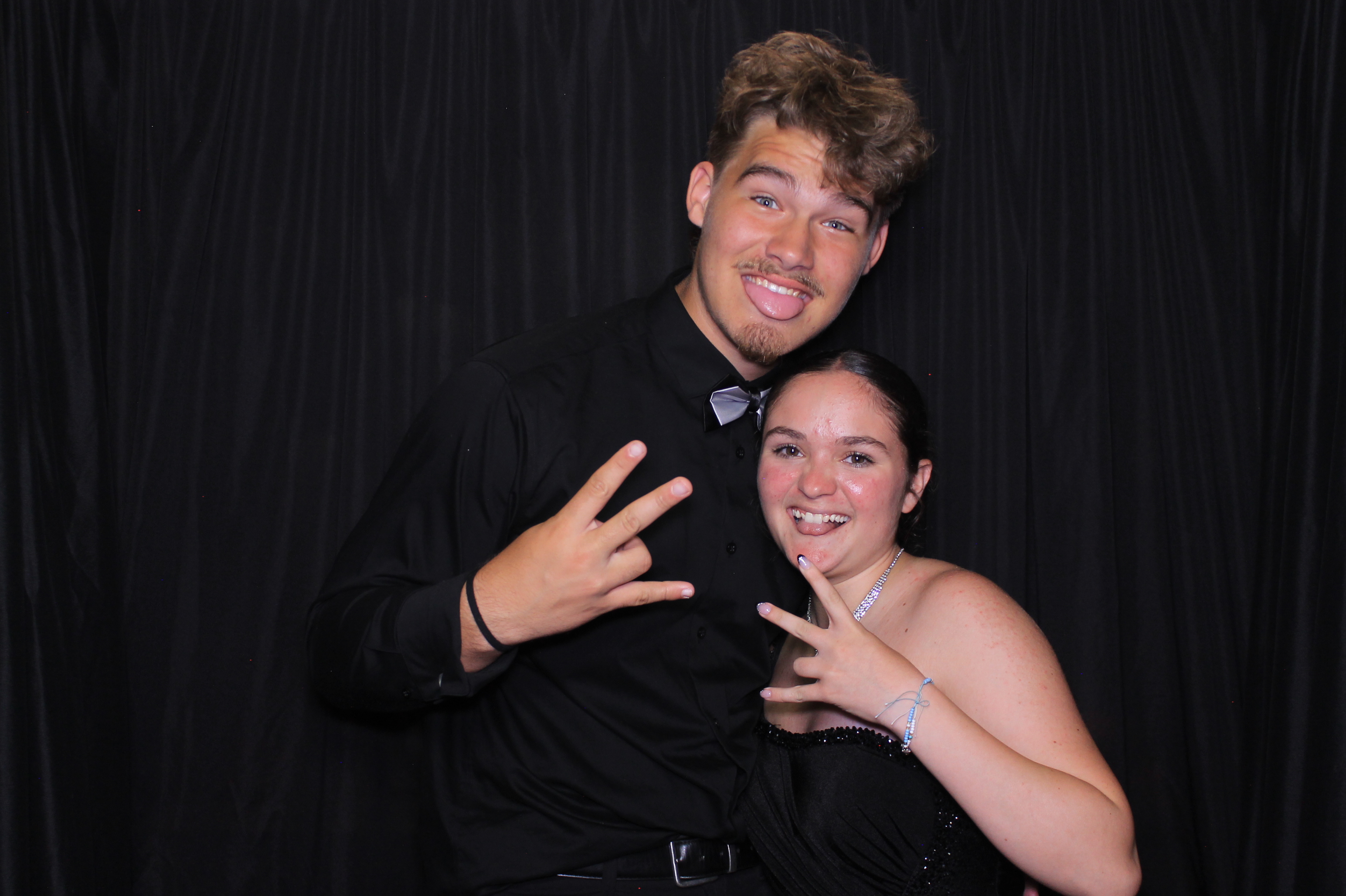 West Clermont 2025 Prom | View more photos from the event at gallery.photoboothcincy.com/u/PhotoBoothCincy/West-Clermont-2025-Prom
