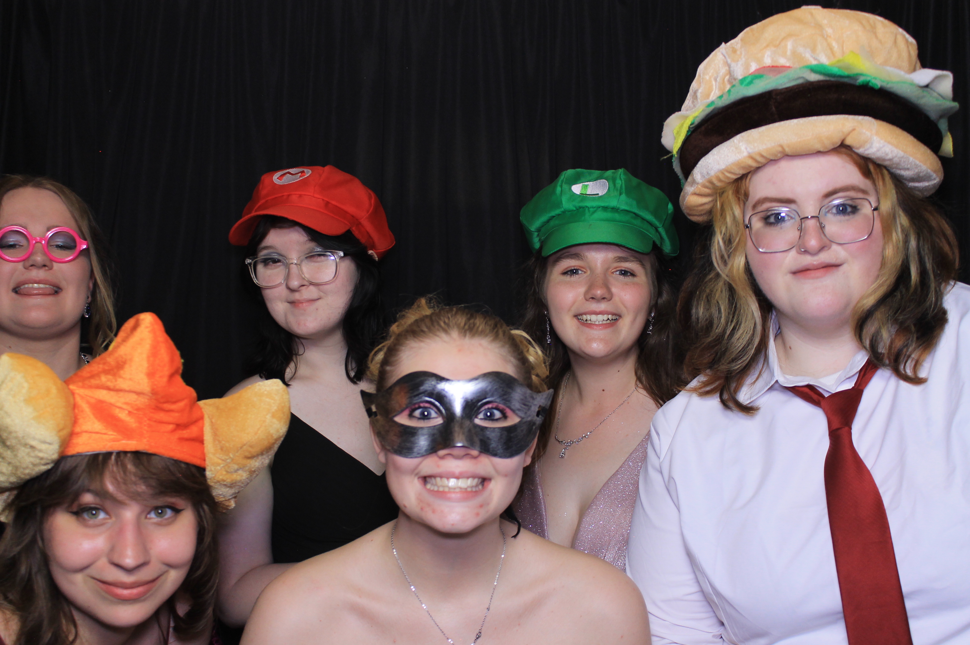 West Clermont 2025 Prom | View more photos from the event at gallery.photoboothcincy.com/u/PhotoBoothCincy/West-Clermont-2025-Prom