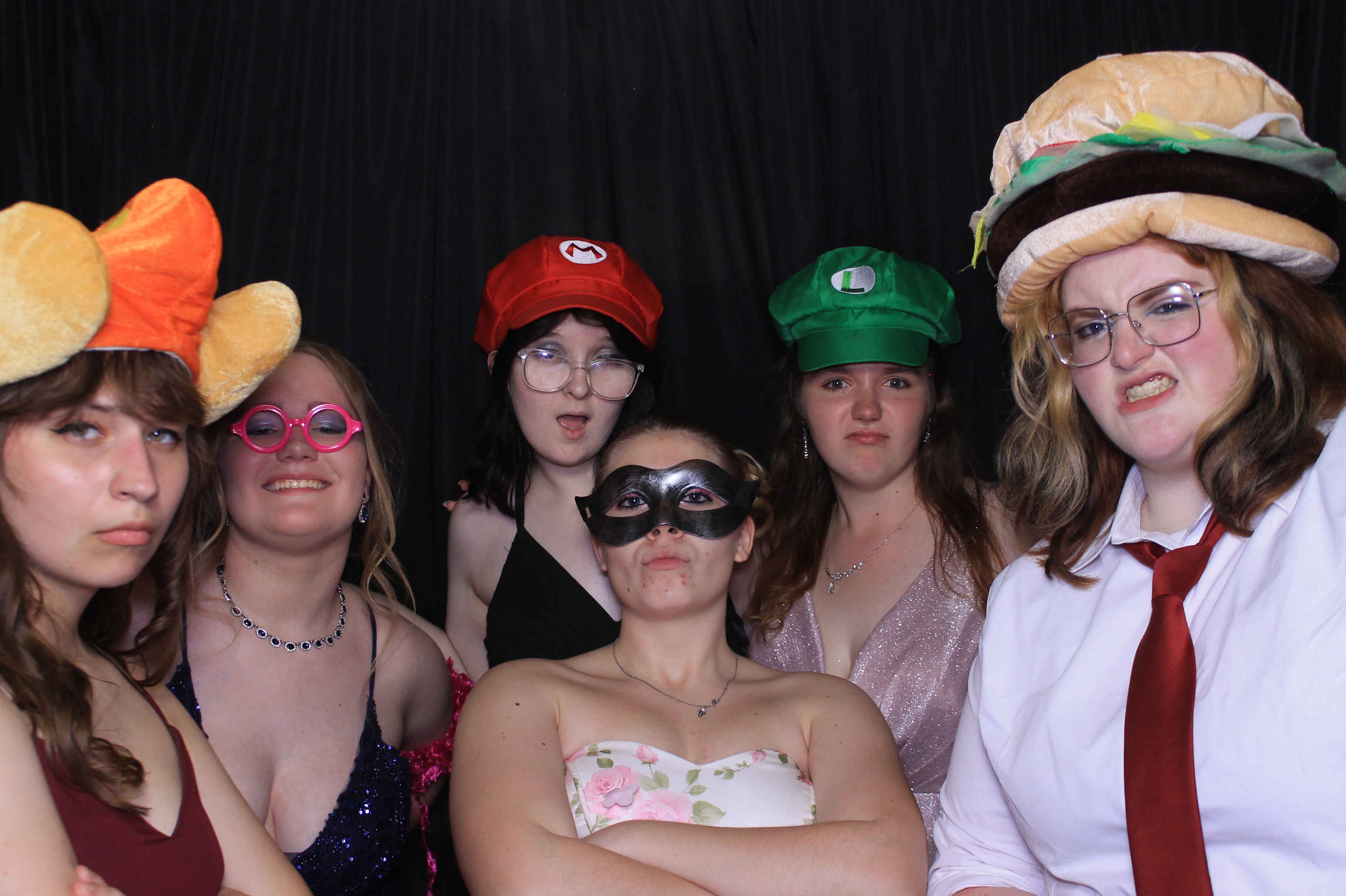 West Clermont 2025 Prom | View more photos from the event at gallery.photoboothcincy.com/u/PhotoBoothCincy/West-Clermont-2025-Prom