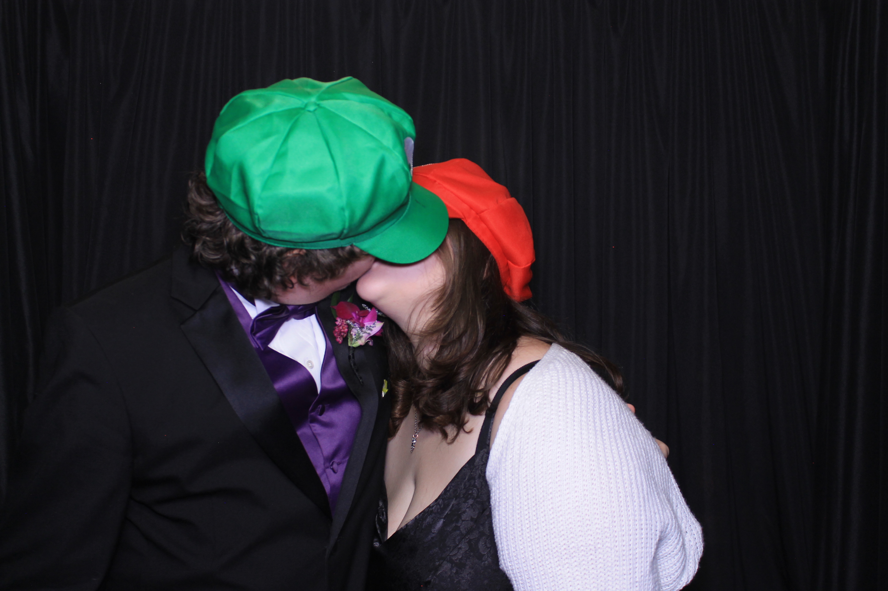 West Clermont 2025 Prom | View more photos from the event at gallery.photoboothcincy.com/u/PhotoBoothCincy/West-Clermont-2025-Prom