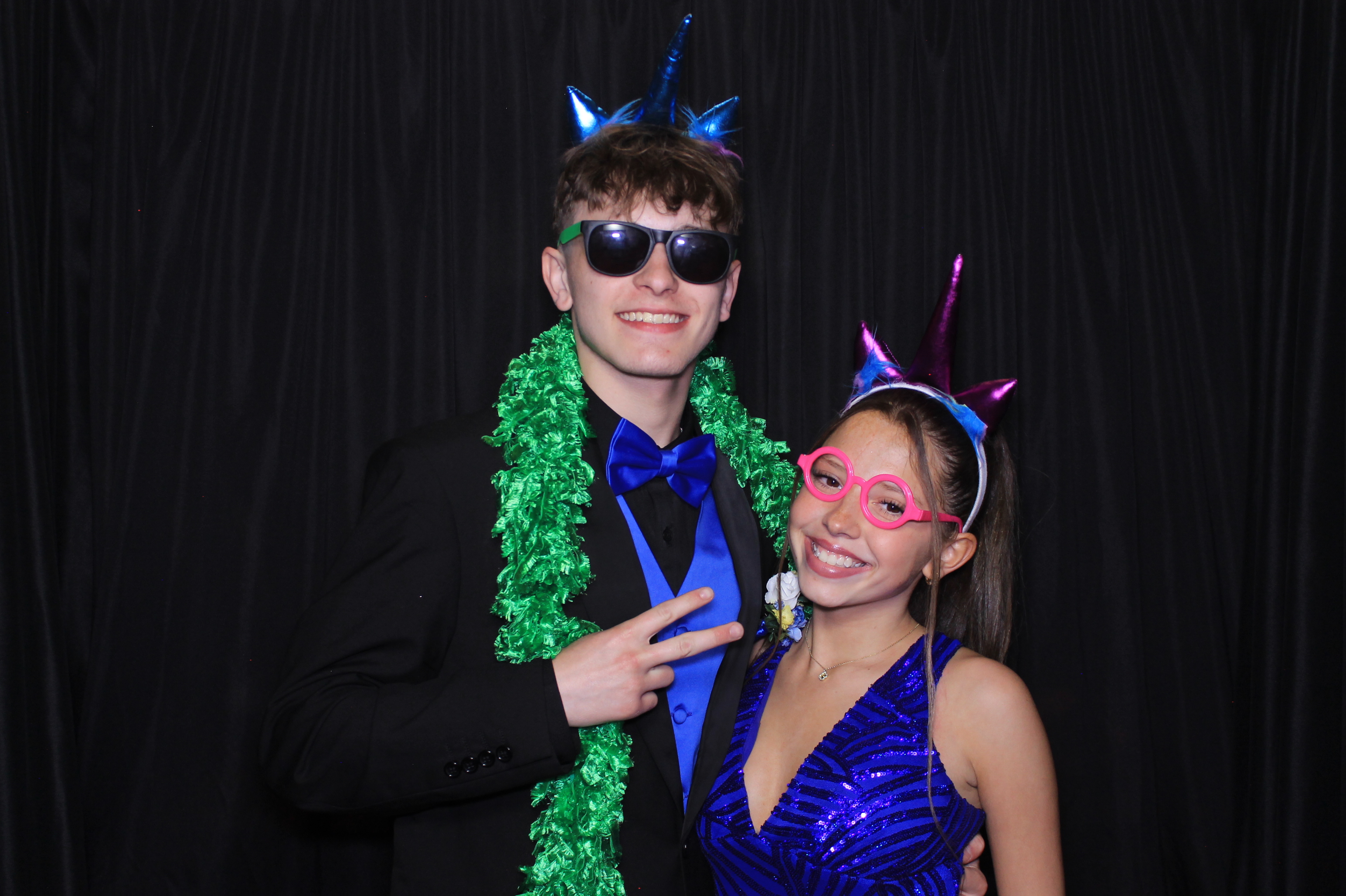 West Clermont 2025 Prom | View more photos from the event at gallery.photoboothcincy.com/u/PhotoBoothCincy/West-Clermont-2025-Prom