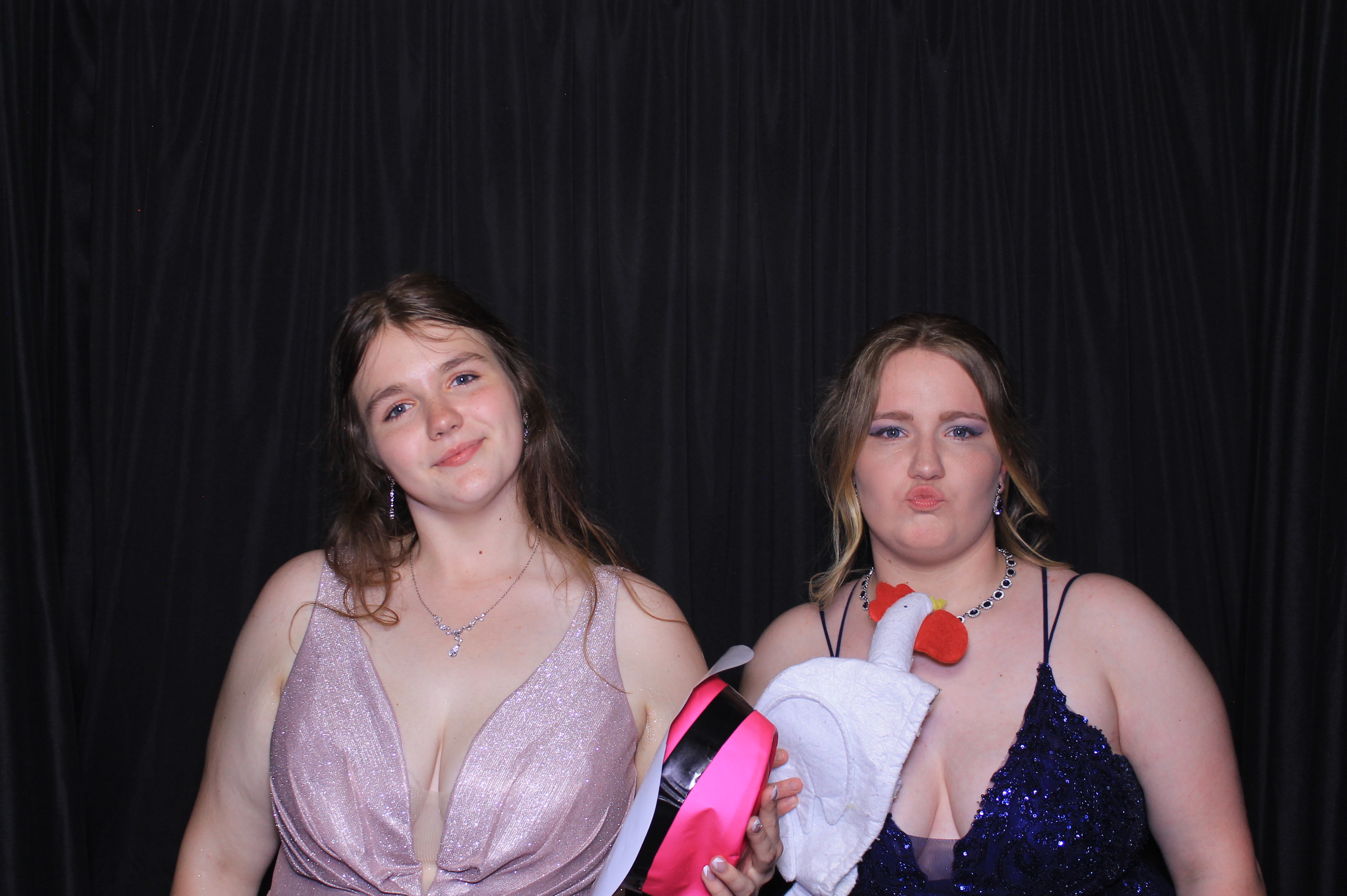 West Clermont 2025 Prom | View more photos from the event at gallery.photoboothcincy.com/u/PhotoBoothCincy/West-Clermont-2025-Prom