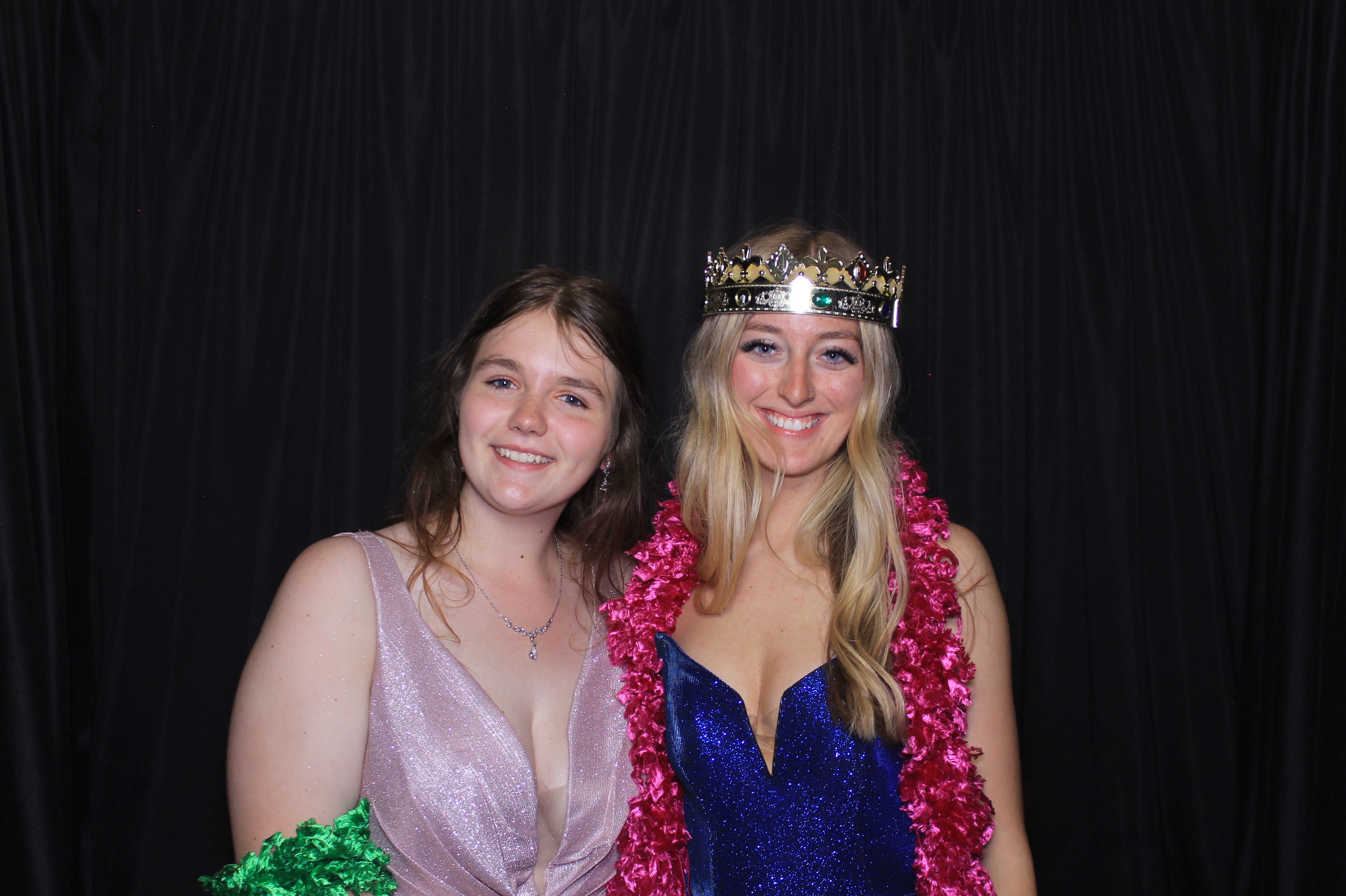 West Clermont 2025 Prom | View more photos from the event at gallery.photoboothcincy.com/u/PhotoBoothCincy/West-Clermont-2025-Prom