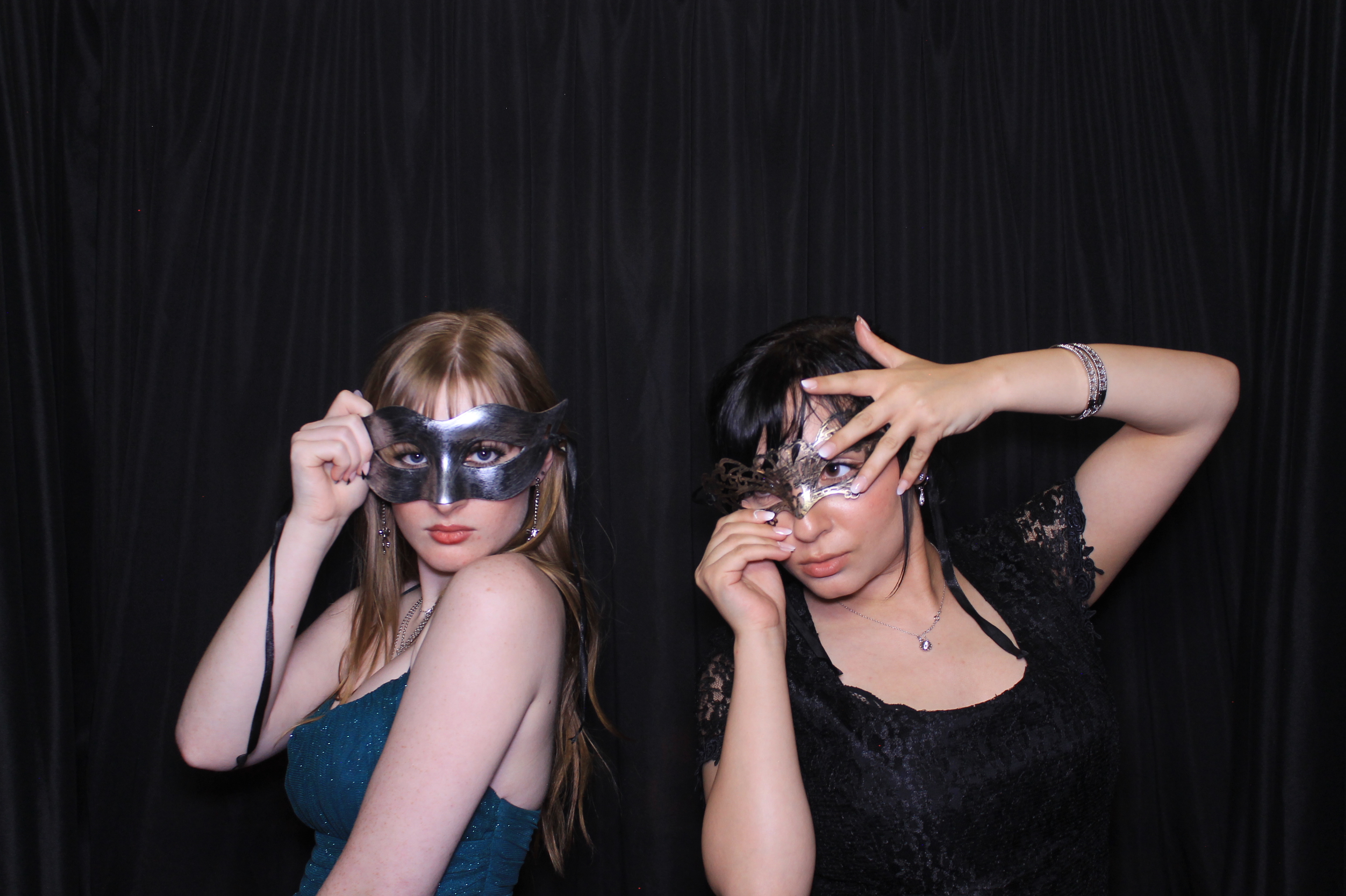 West Clermont 2025 Prom | View more photos from the event at gallery.photoboothcincy.com/u/PhotoBoothCincy/West-Clermont-2025-Prom