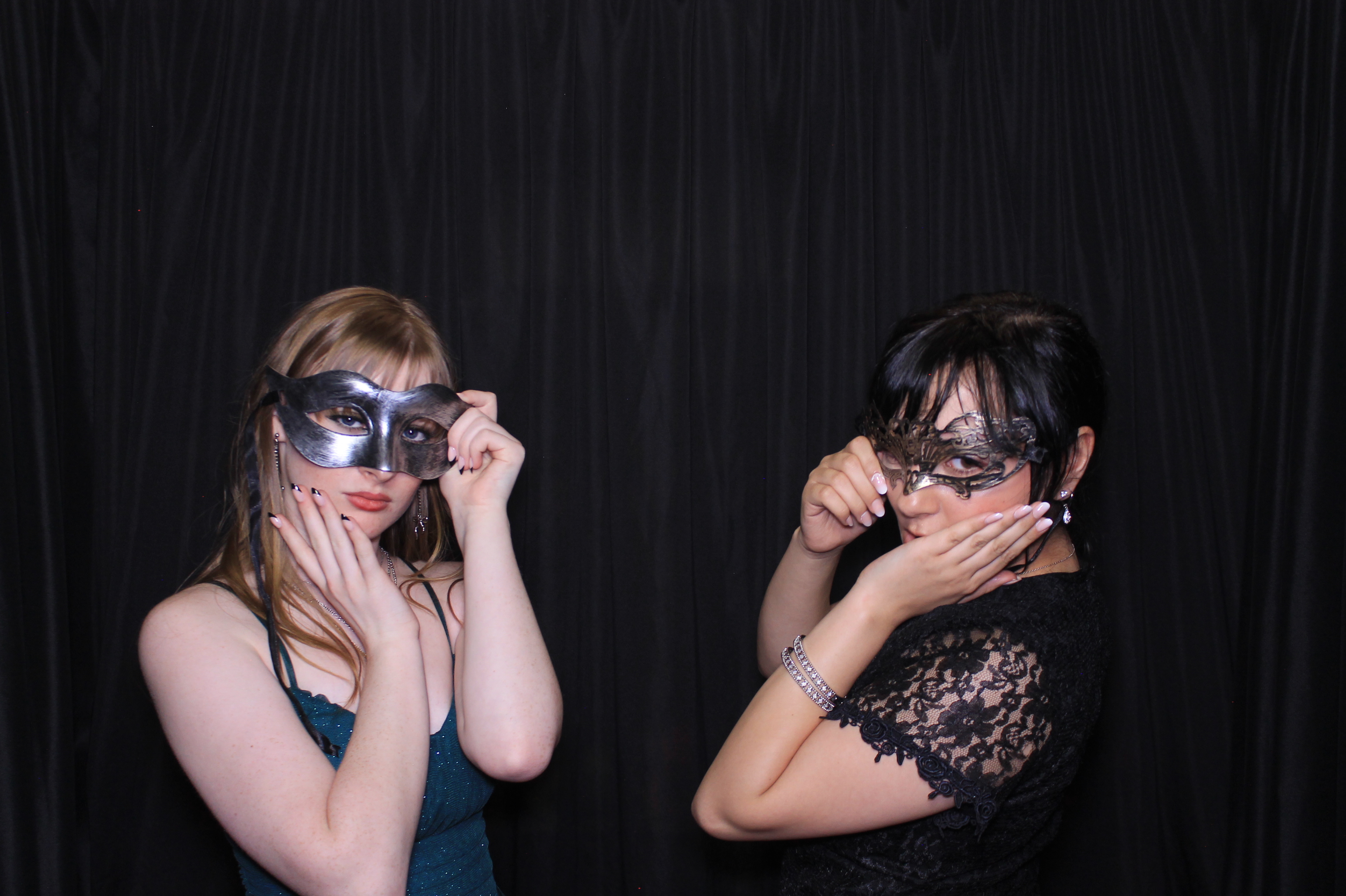 West Clermont 2025 Prom | View more photos from the event at gallery.photoboothcincy.com/u/PhotoBoothCincy/West-Clermont-2025-Prom