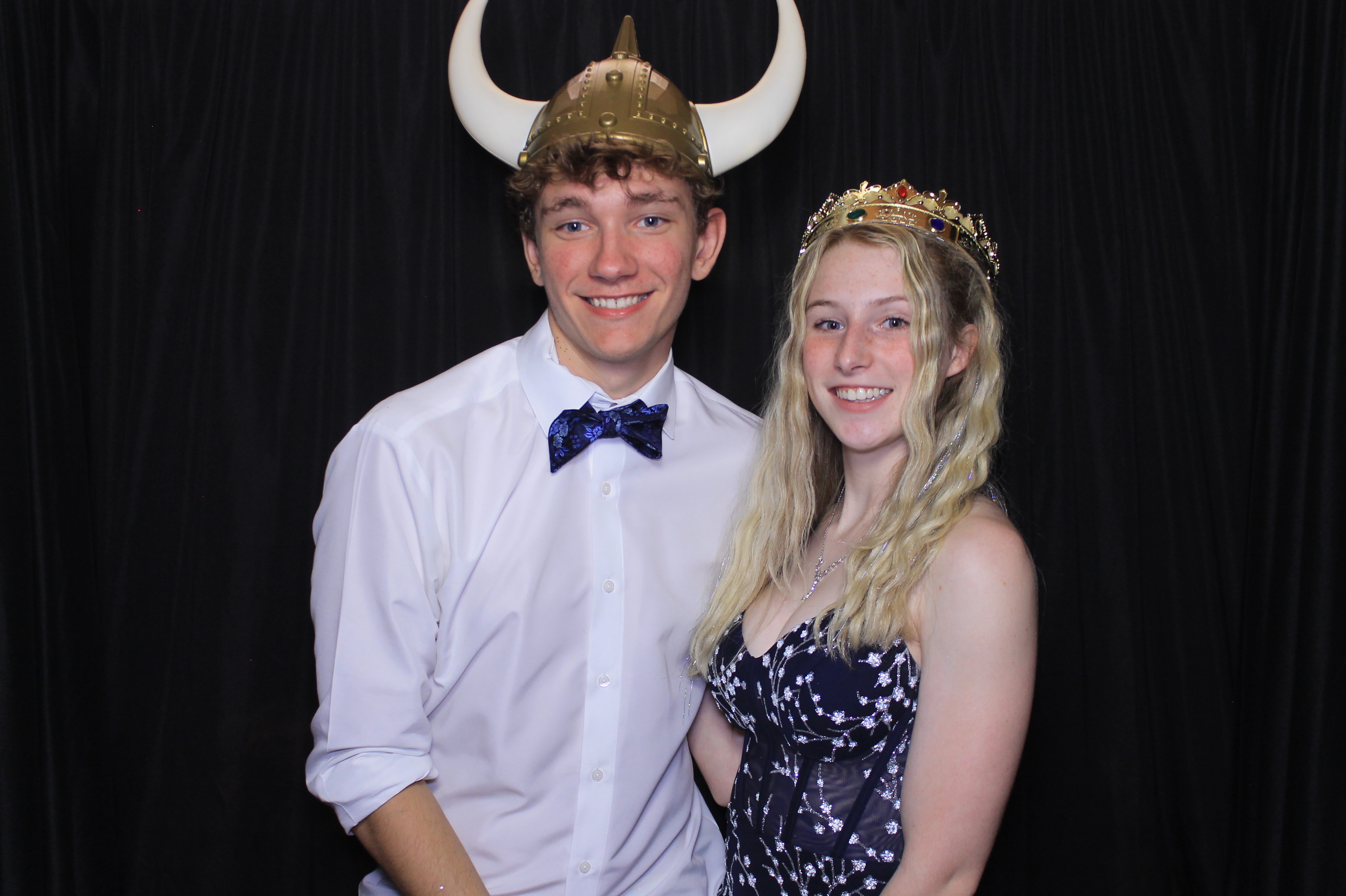 West Clermont 2025 Prom | View more photos from the event at gallery.photoboothcincy.com/u/PhotoBoothCincy/West-Clermont-2025-Prom