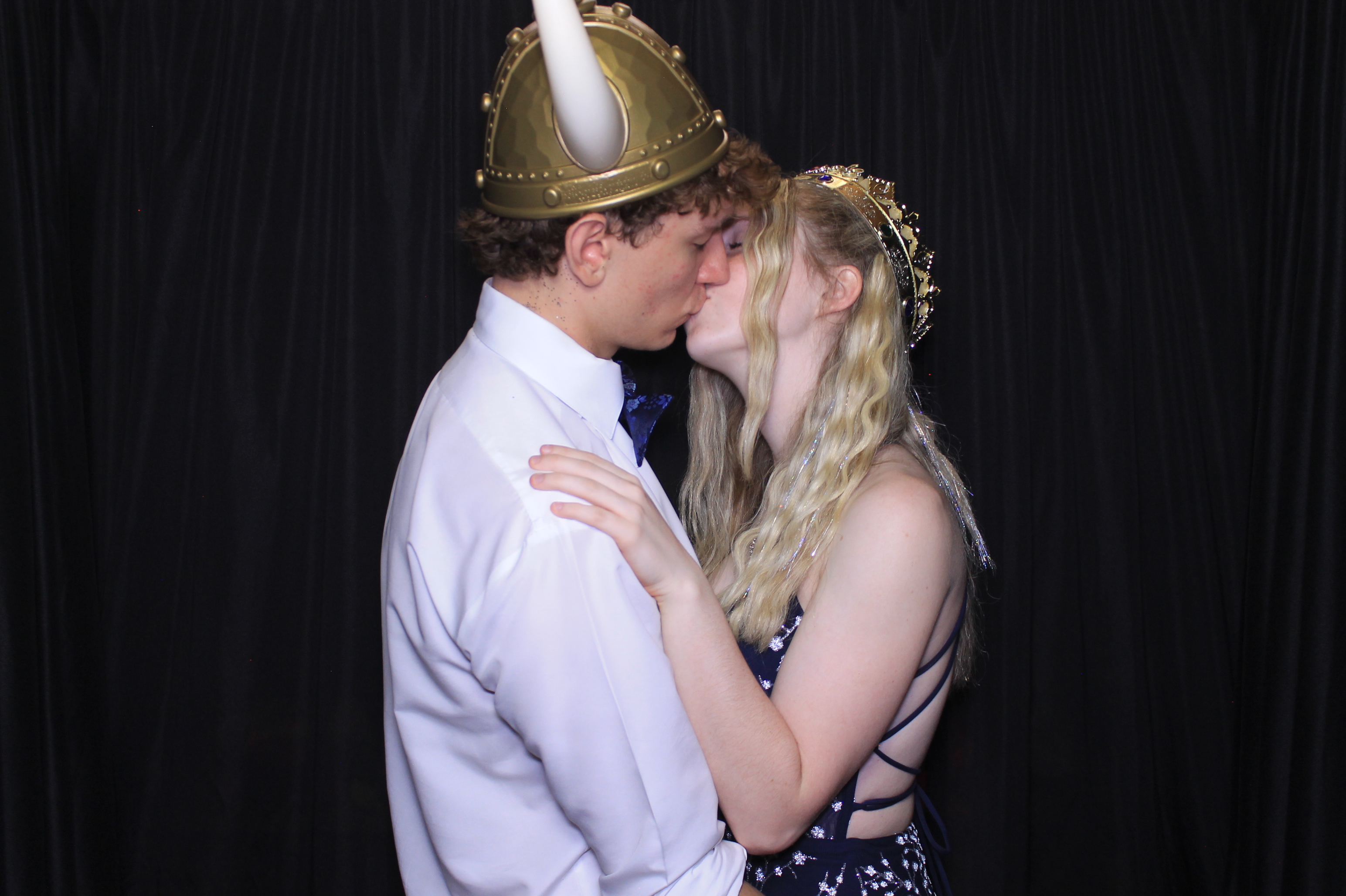 West Clermont 2025 Prom | View more photos from the event at gallery.photoboothcincy.com/u/PhotoBoothCincy/West-Clermont-2025-Prom
