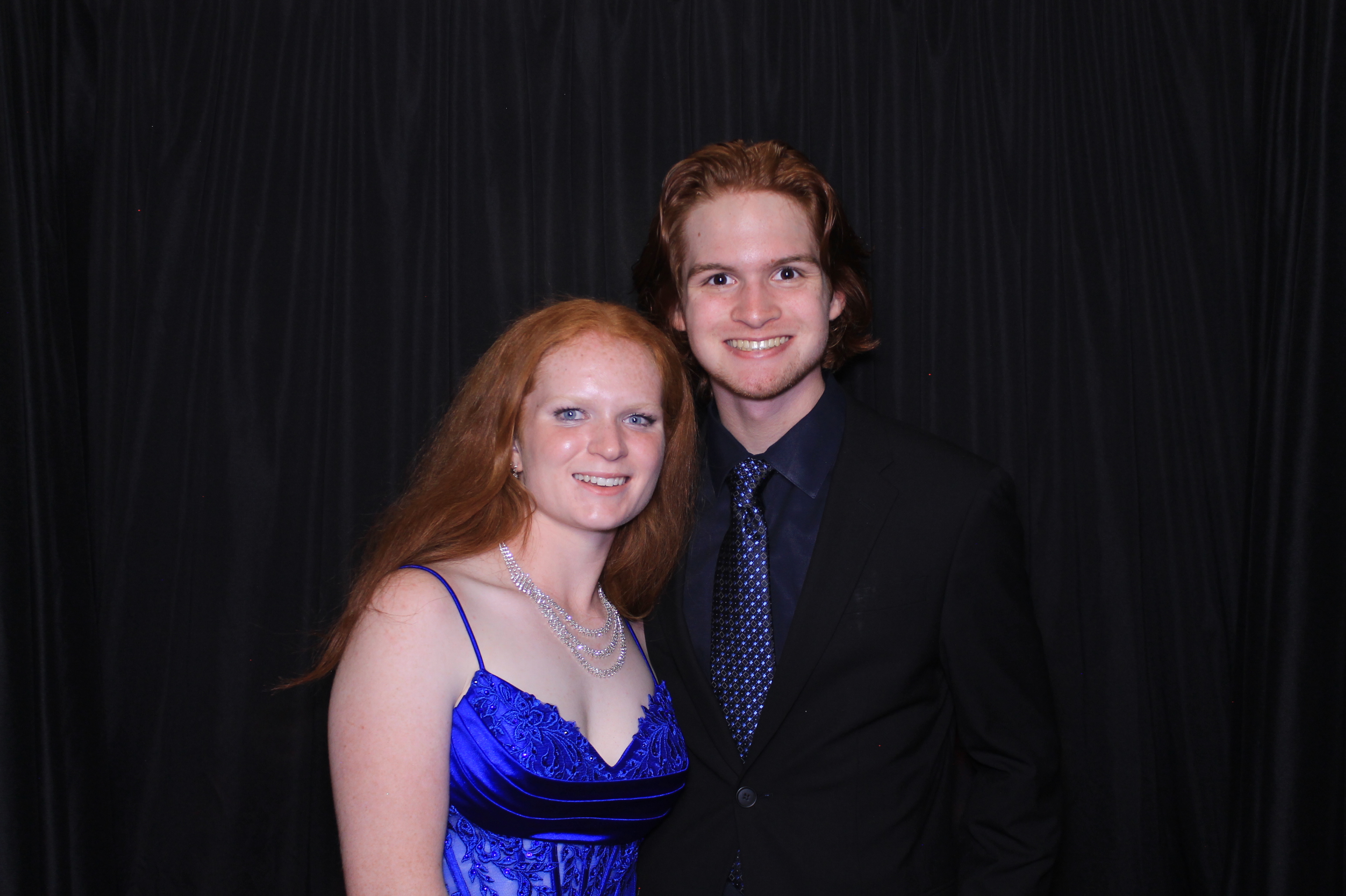West Clermont 2025 Prom | View more photos from the event at gallery.photoboothcincy.com/u/PhotoBoothCincy/West-Clermont-2025-Prom