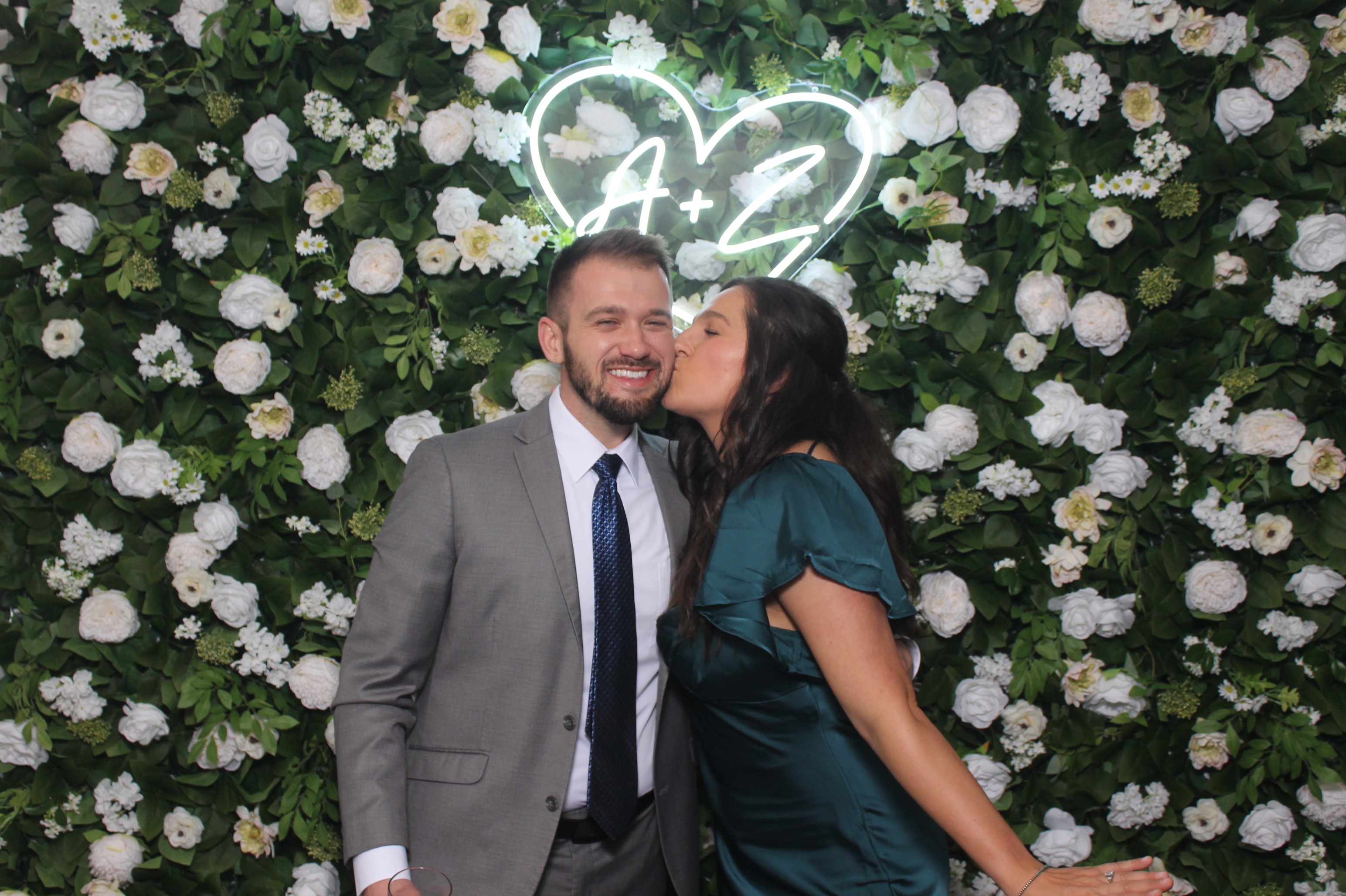 Willcocks wedding  | View more photos from the event at gallery.photoboothcincy.com/u/PhotoBoothCincy/Willcocks-wedding