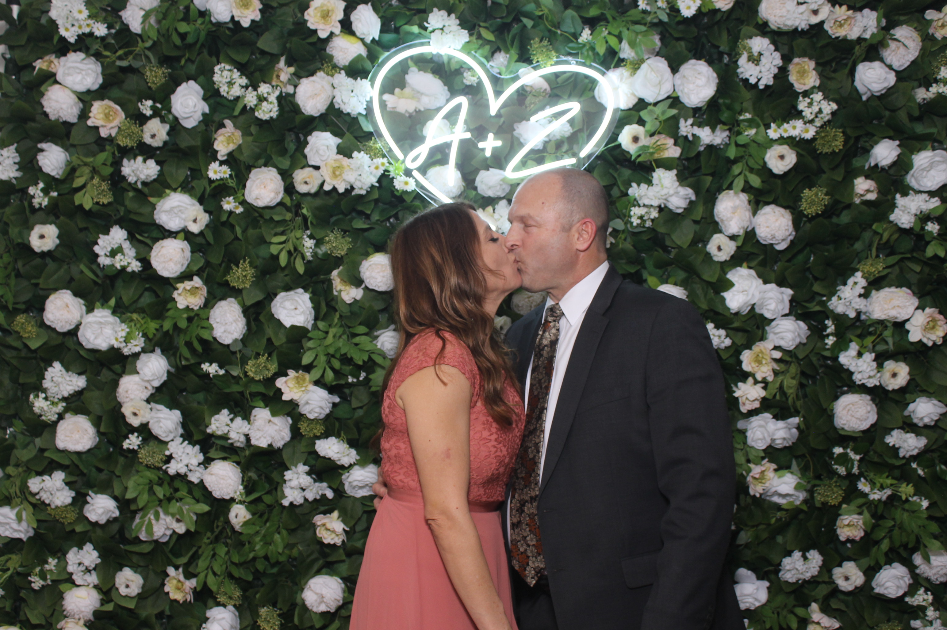 Willcocks wedding  | View more photos from the event at gallery.photoboothcincy.com/u/PhotoBoothCincy/Willcocks-wedding