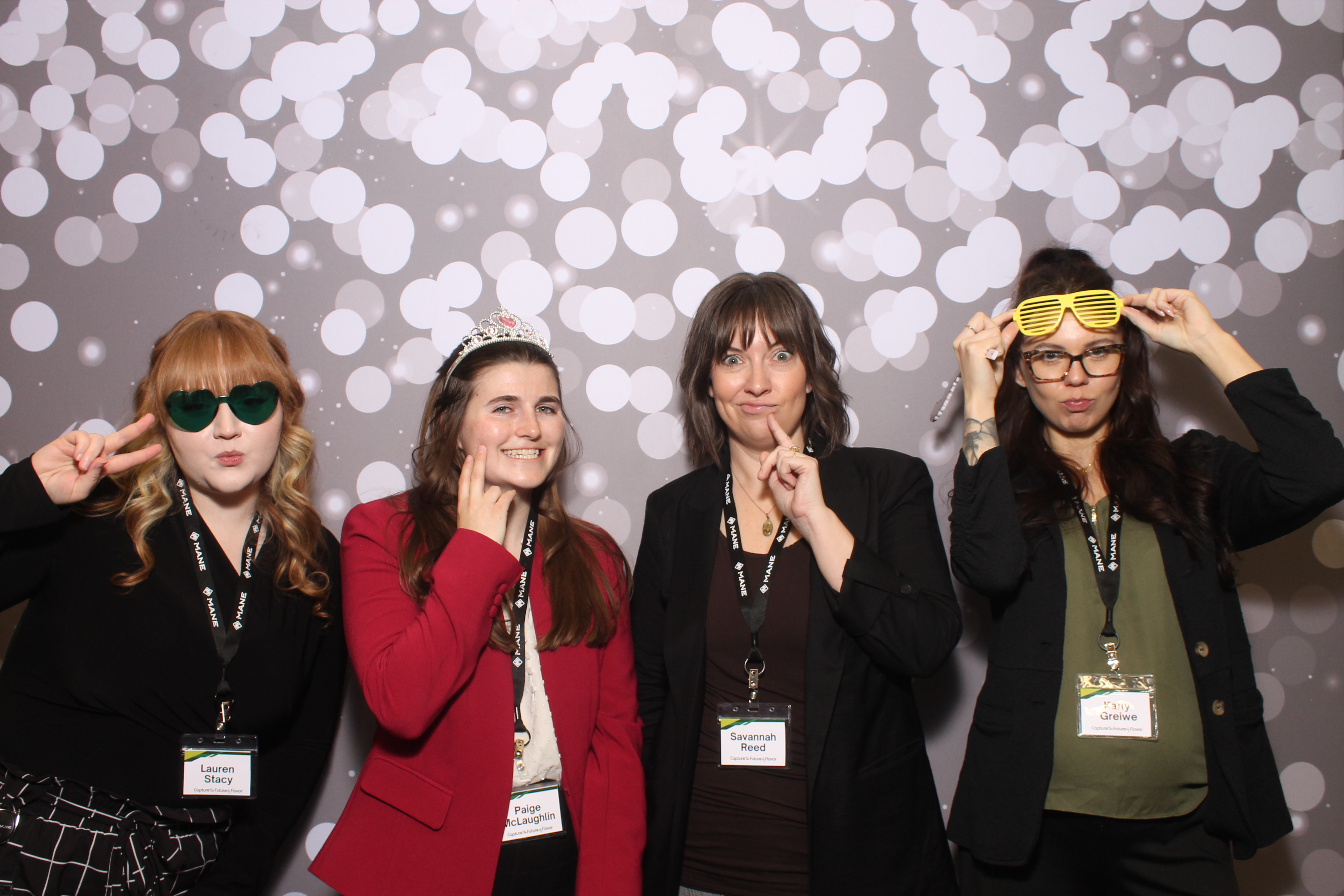 Woodlawn Customer Thurs | View more photos from the event at gallery.photoboothcincy.com/u/PhotoBoothCincy/Woodlawn-Customer-Thurs