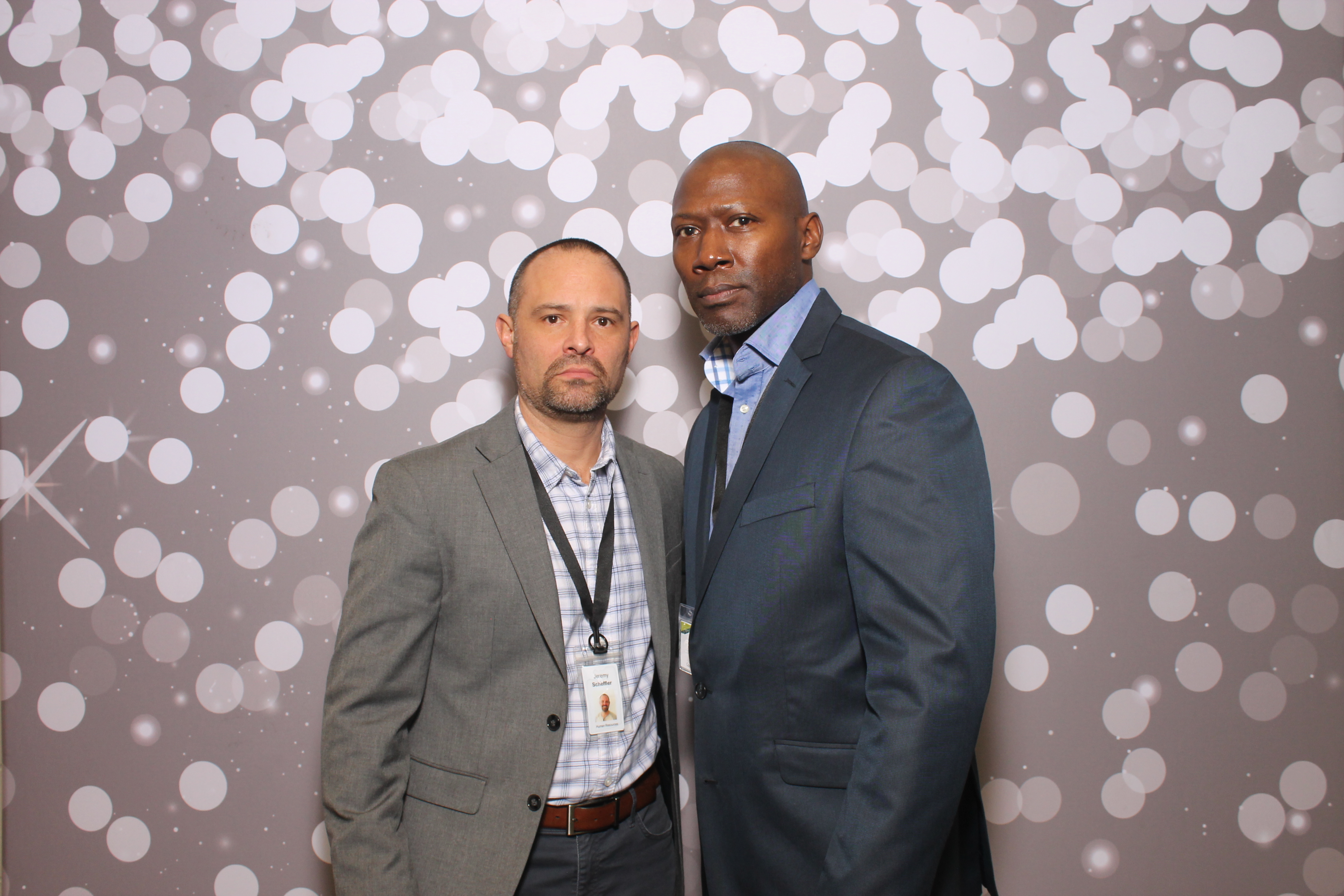 Woodlawn Customer Thurs | View more photos from the event at gallery.photoboothcincy.com/u/PhotoBoothCincy/Woodlawn-Customer-Thurs