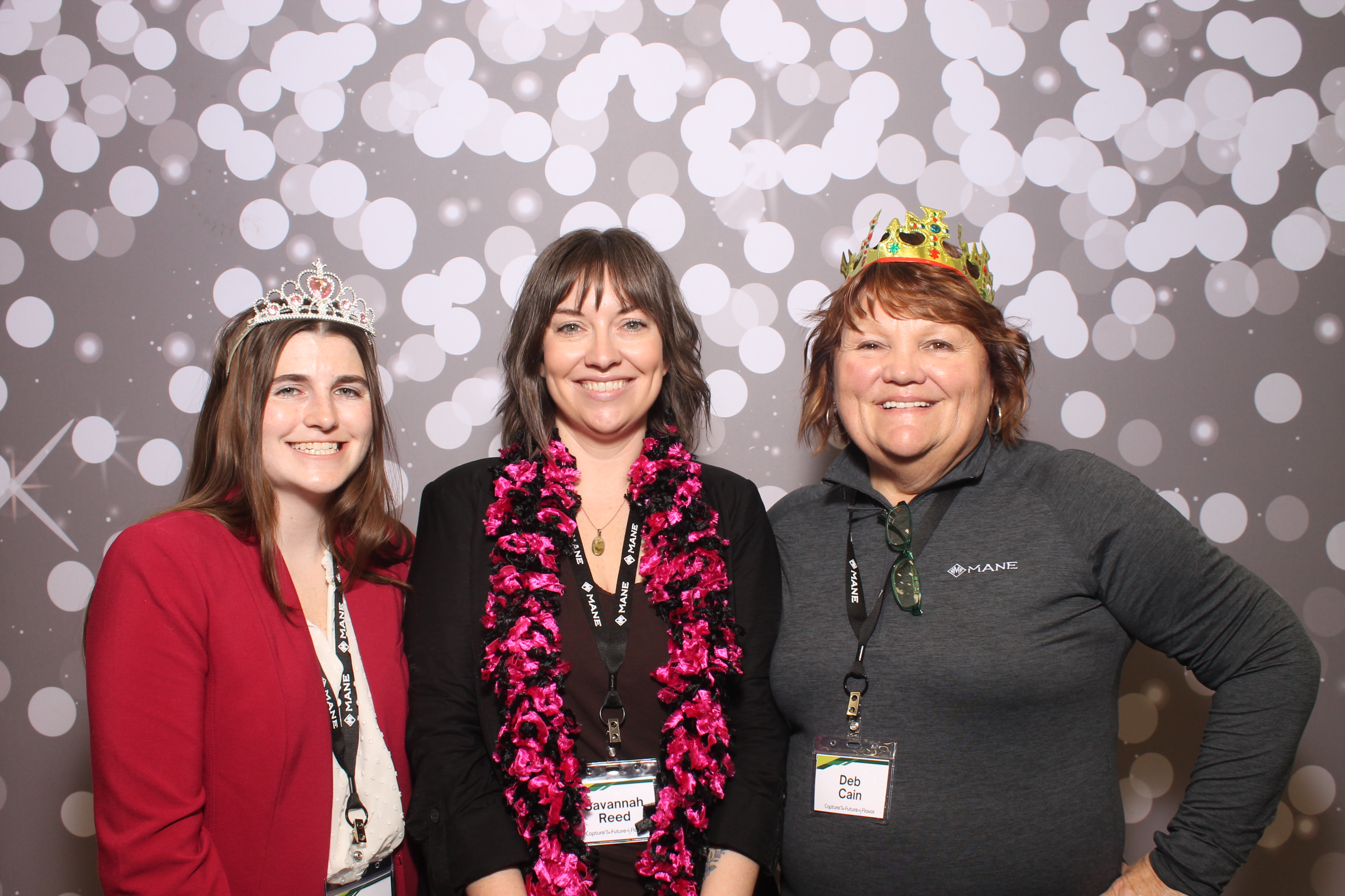Woodlawn Customer Thurs | View more photos from the event at gallery.photoboothcincy.com/u/PhotoBoothCincy/Woodlawn-Customer-Thurs