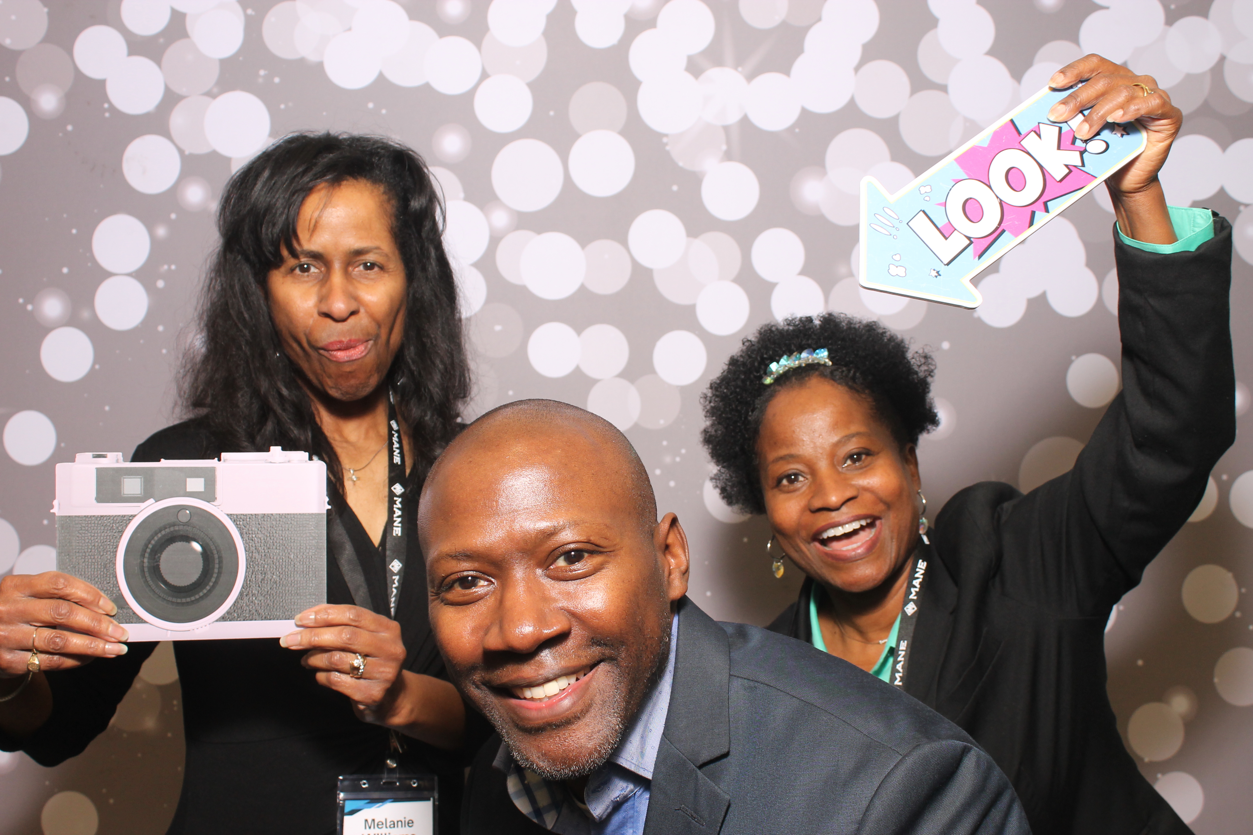 Woodlawn Customer Thurs | View more photos from the event at gallery.photoboothcincy.com/u/PhotoBoothCincy/Woodlawn-Customer-Thurs