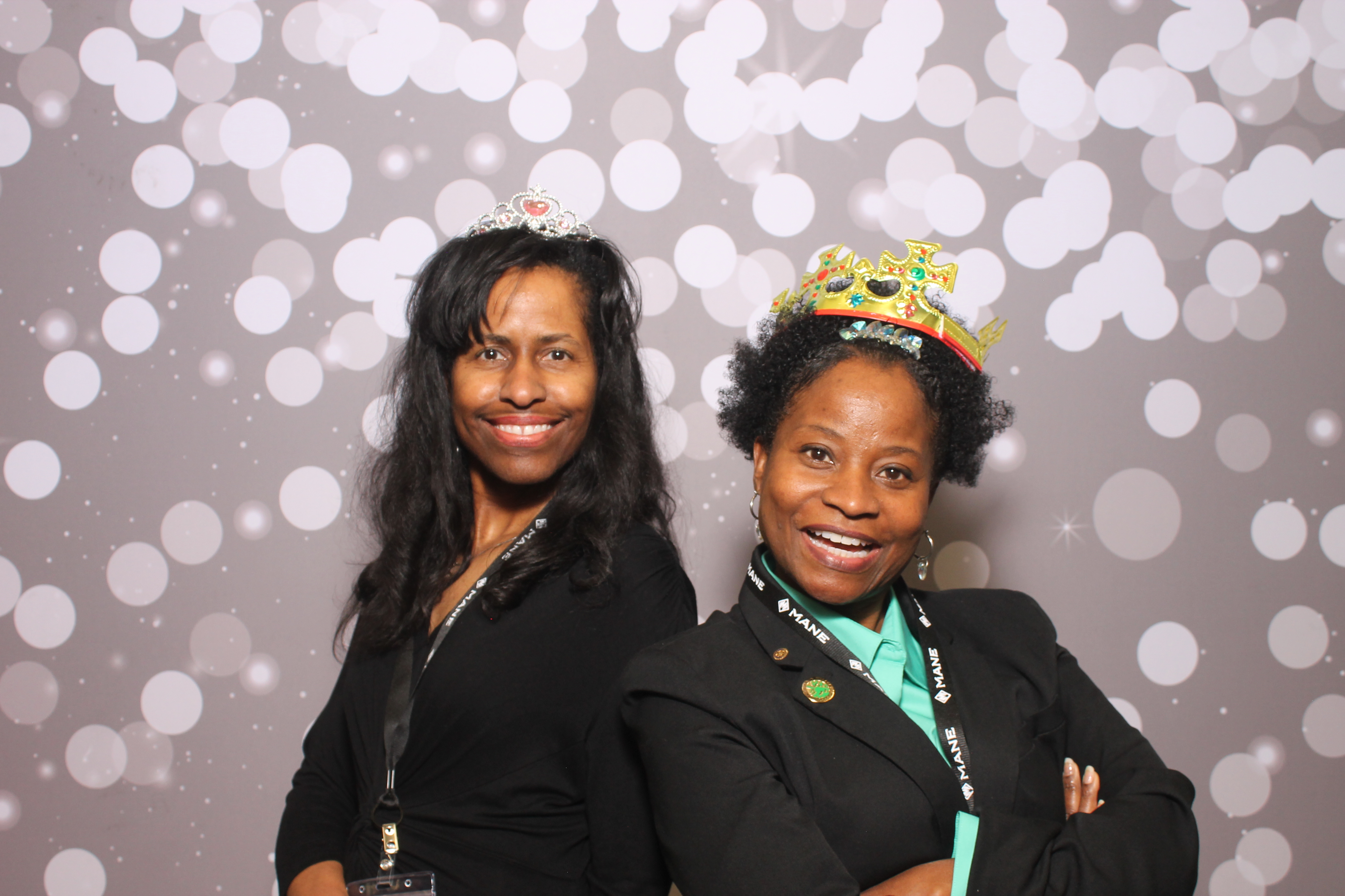 Woodlawn Customer Thurs | View more photos from the event at gallery.photoboothcincy.com/u/PhotoBoothCincy/Woodlawn-Customer-Thurs