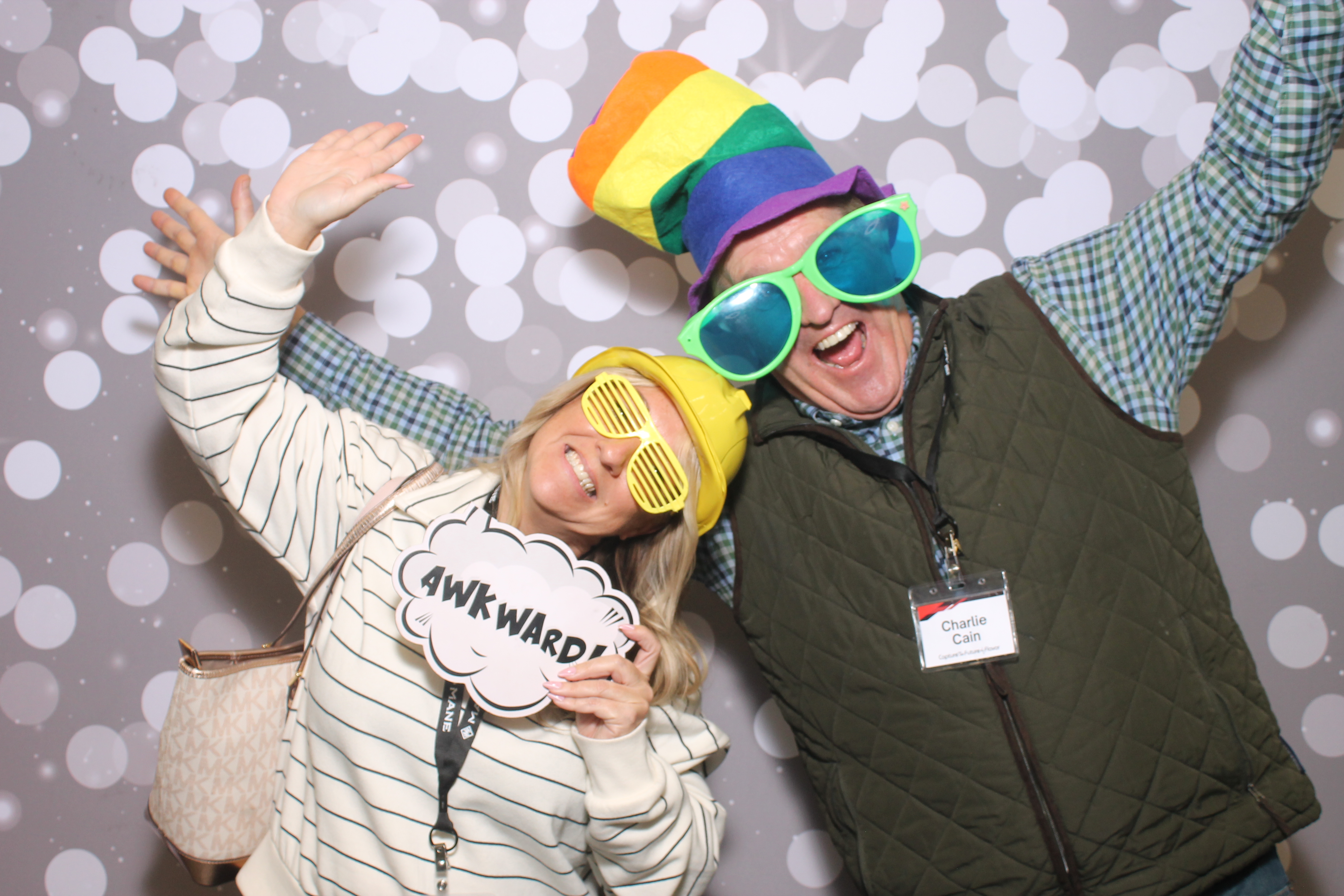Woodlawn Customer Thurs | View more photos from the event at gallery.photoboothcincy.com/u/PhotoBoothCincy/Woodlawn-Customer-Thurs