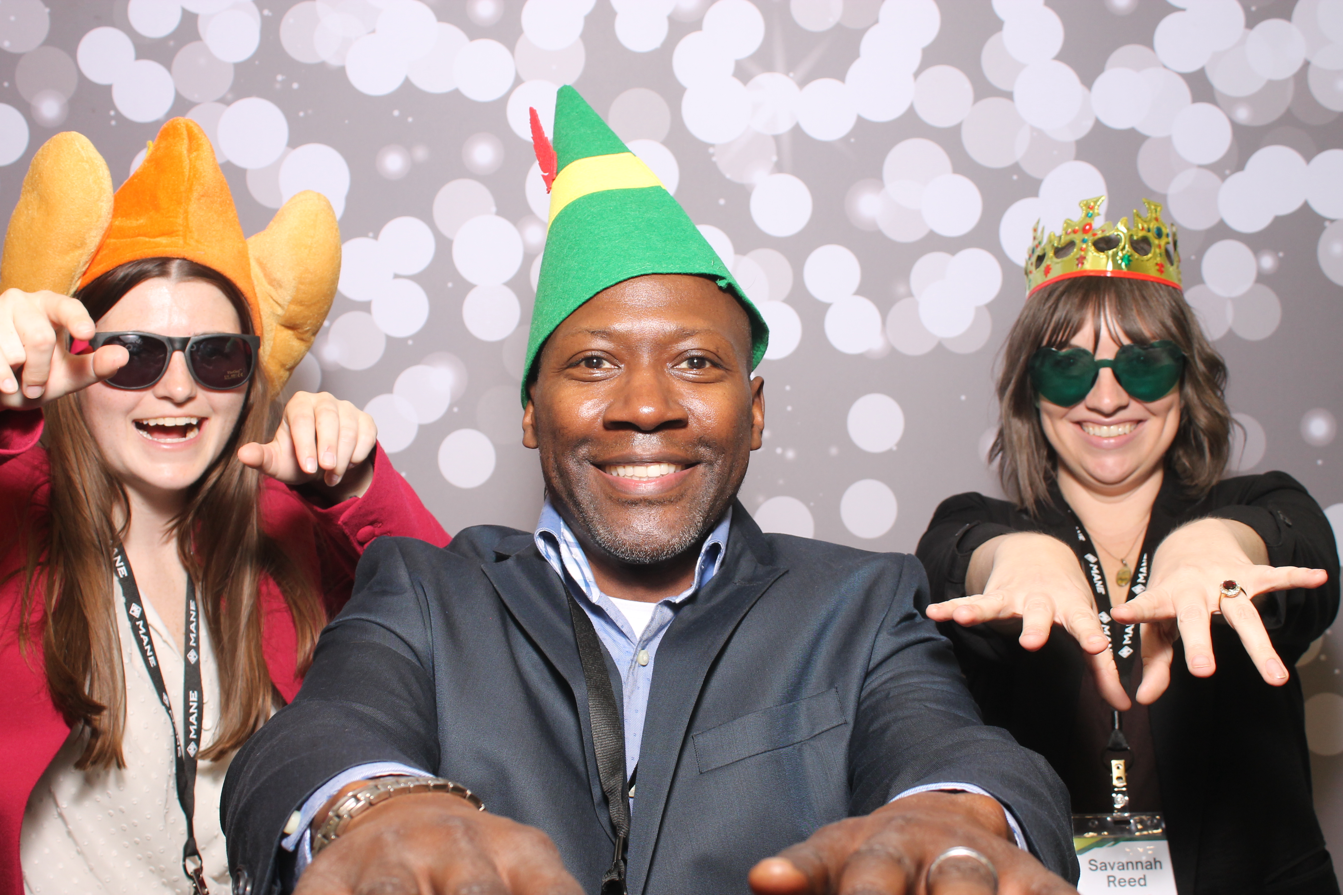 Woodlawn Customer Thurs | View more photos from the event at gallery.photoboothcincy.com/u/PhotoBoothCincy/Woodlawn-Customer-Thurs