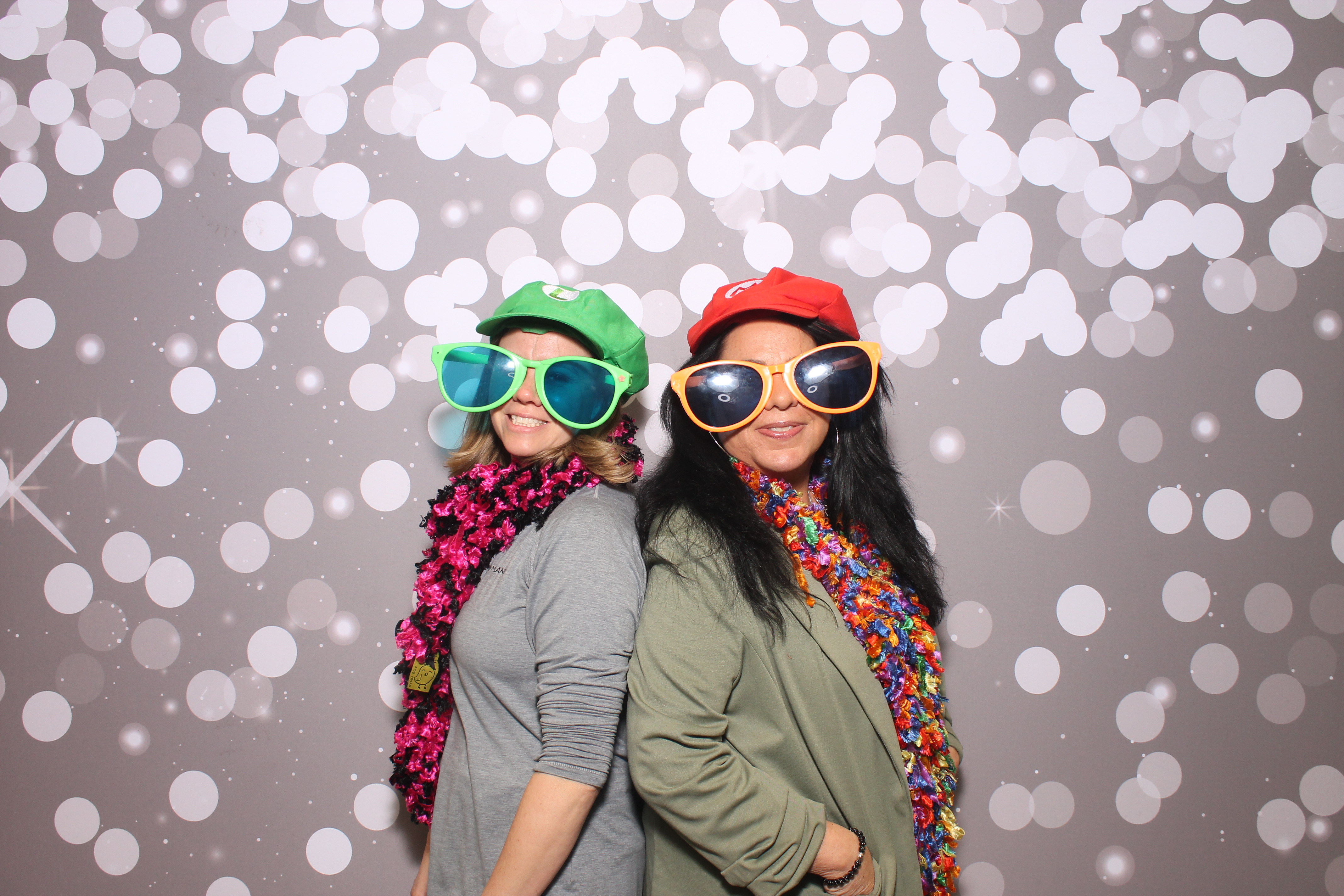 Woodlawn Employee Wed | View more photos from the event at gallery.photoboothcincy.com/u/PhotoBoothCincy/Woodlawn-Employee-Wed