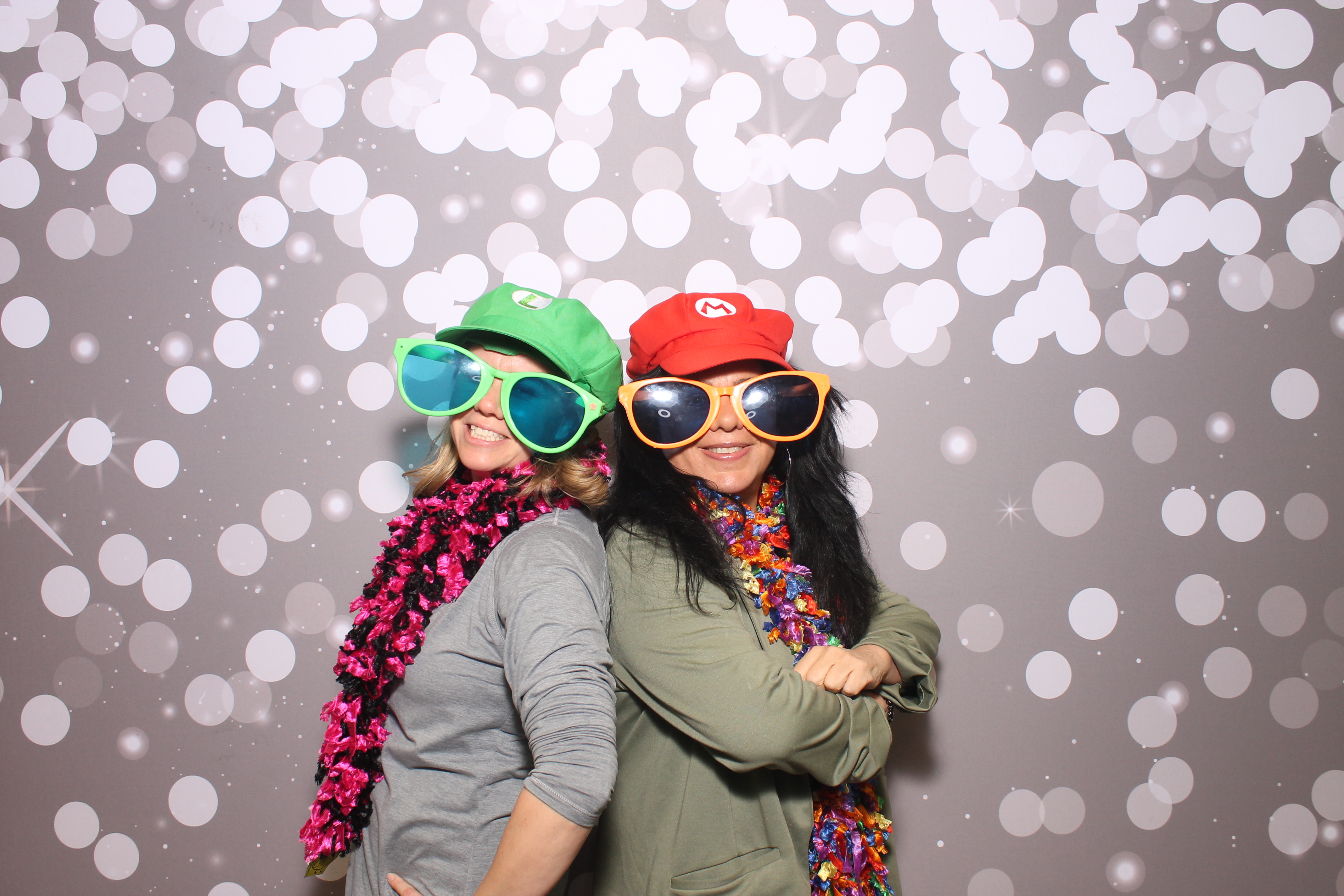 Woodlawn Employee Wed | View more photos from the event at gallery.photoboothcincy.com/u/PhotoBoothCincy/Woodlawn-Employee-Wed