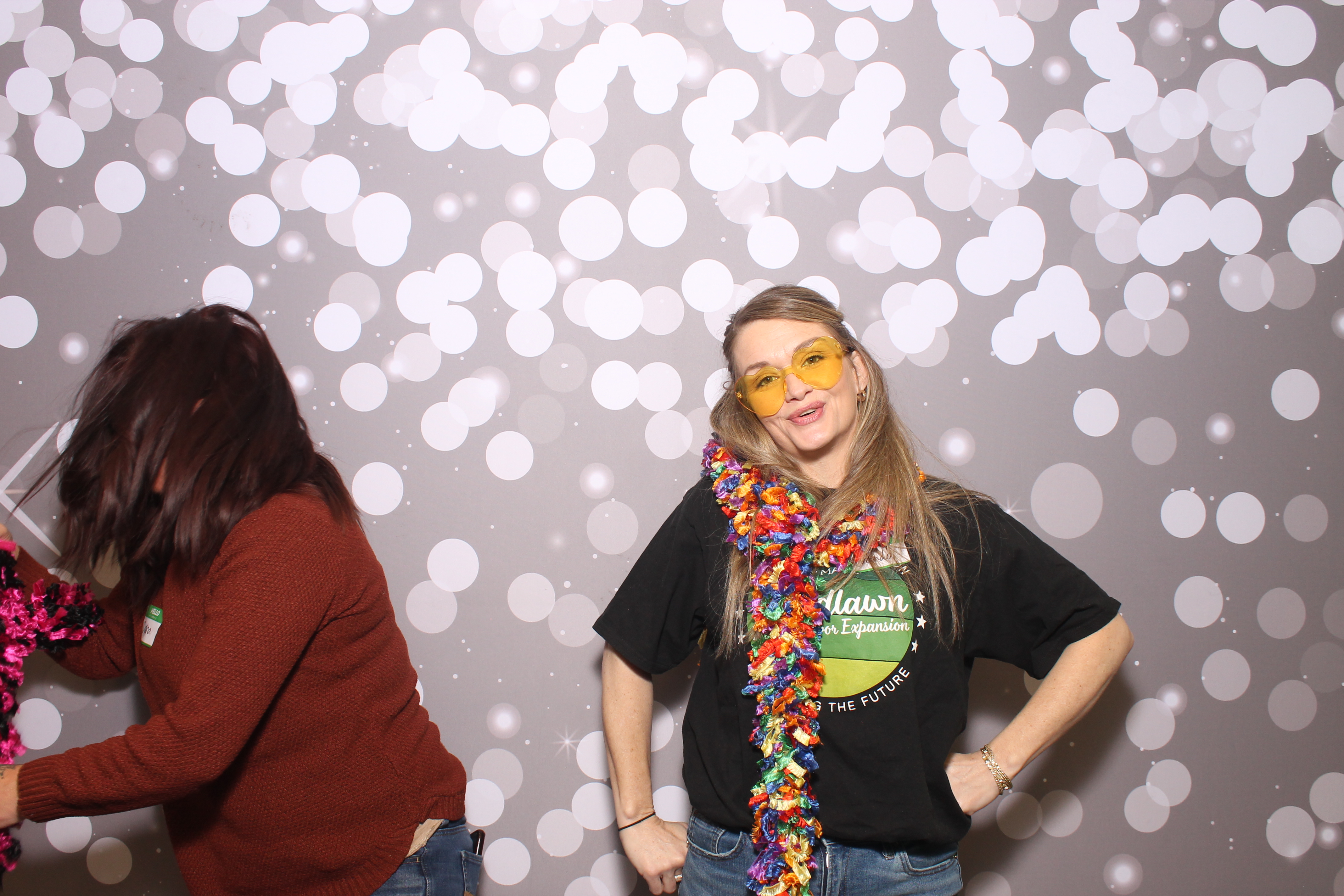 Woodlawn Employee Wed | View more photos from the event at gallery.photoboothcincy.com/u/PhotoBoothCincy/Woodlawn-Employee-Wed