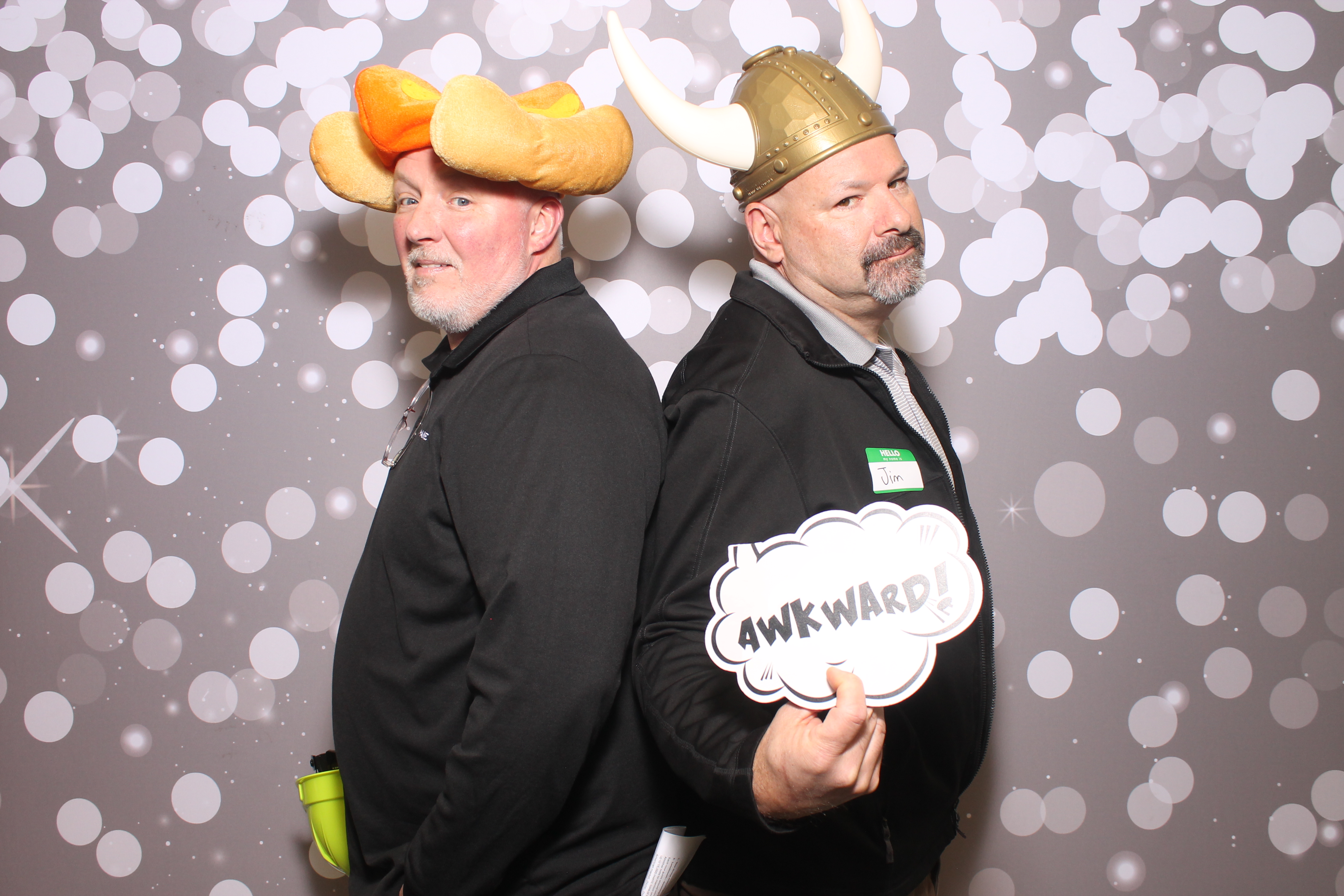 Woodlawn Employee Wed | View more photos from the event at gallery.photoboothcincy.com/u/PhotoBoothCincy/Woodlawn-Employee-Wed