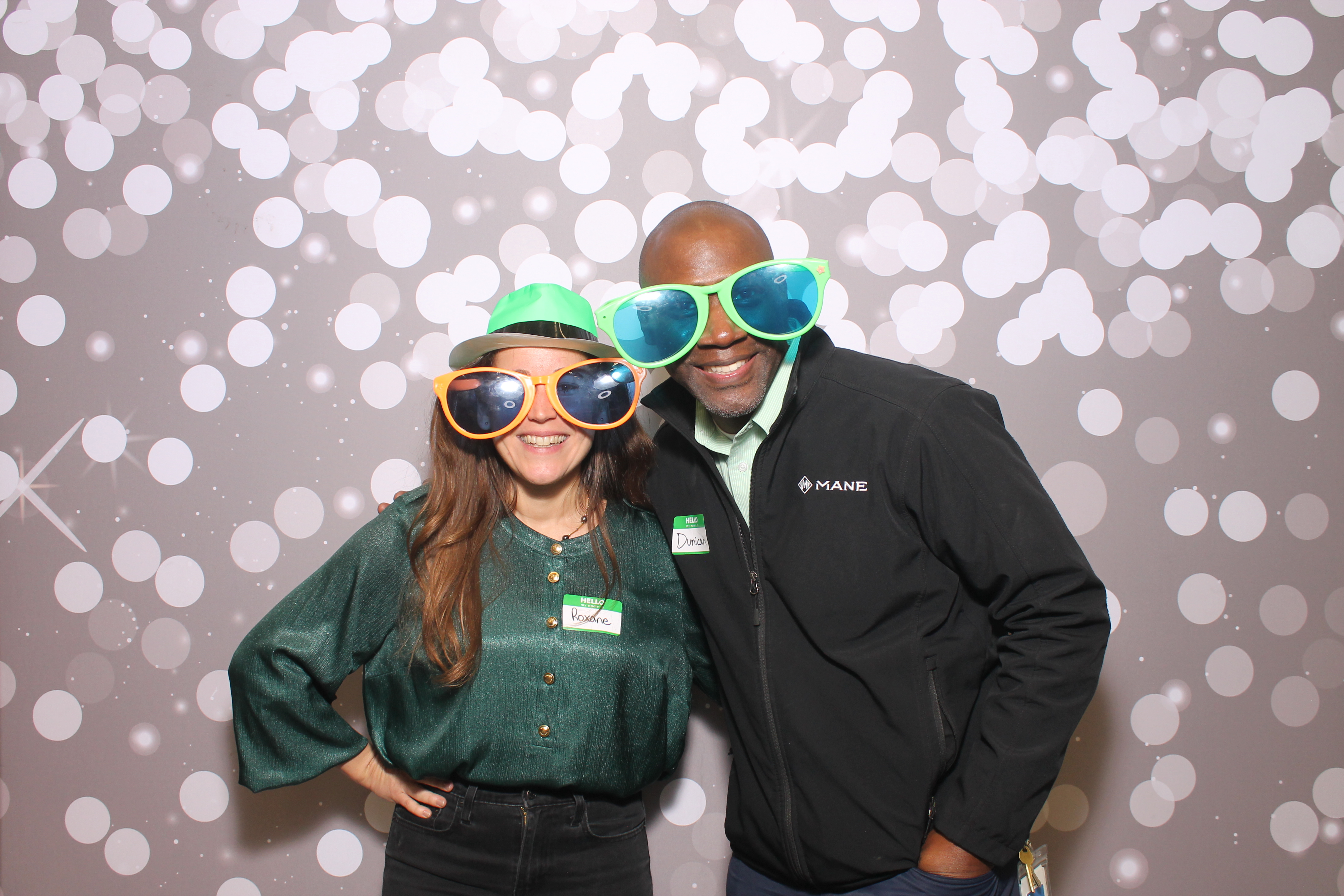 Woodlawn Employee Wed | View more photos from the event at gallery.photoboothcincy.com/u/PhotoBoothCincy/Woodlawn-Employee-Wed