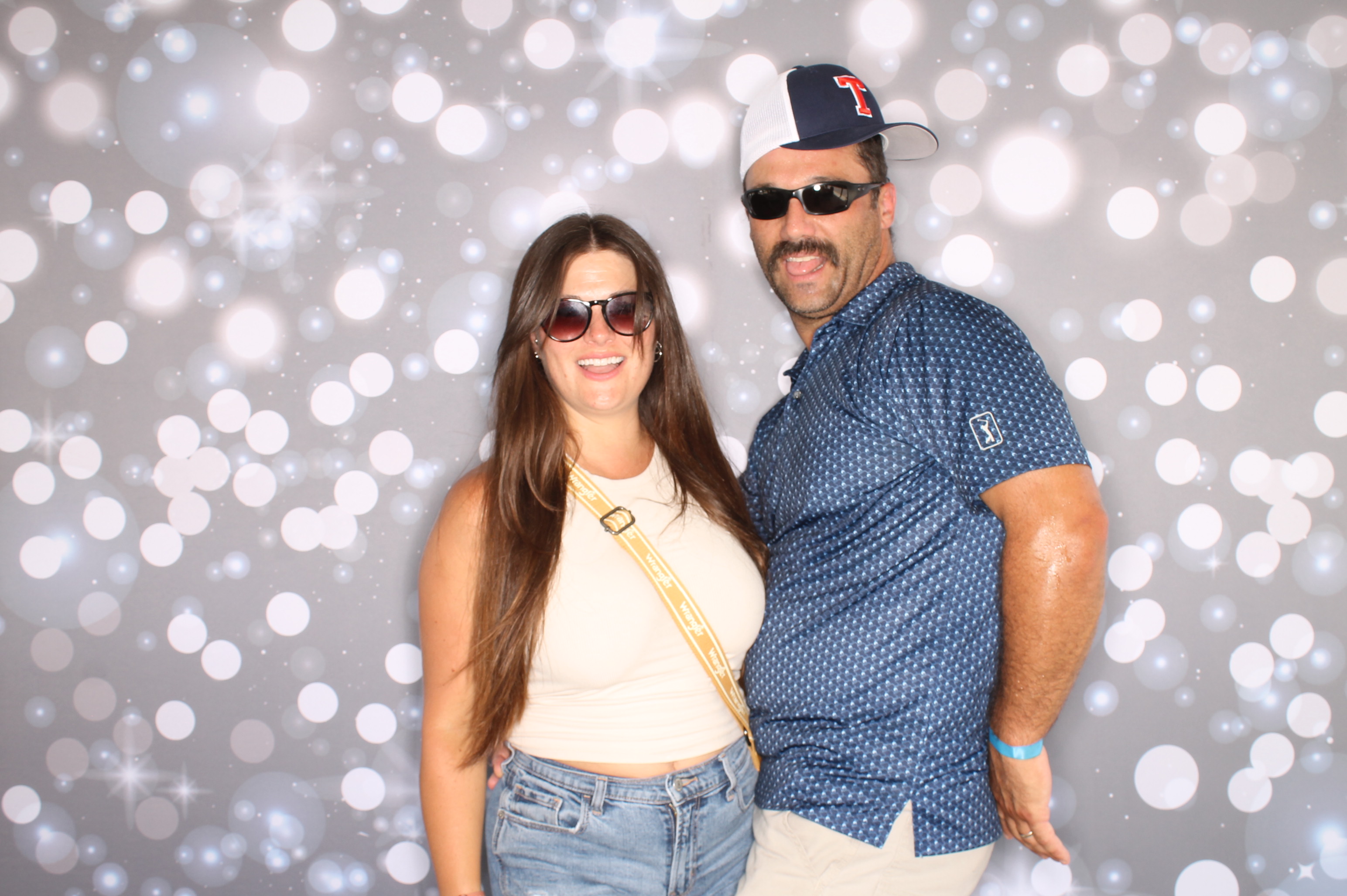 Worthington Steel | View more photos from the event at gallery.photoboothcincy.com/u/PhotoBoothCincy/Worthington-Steel