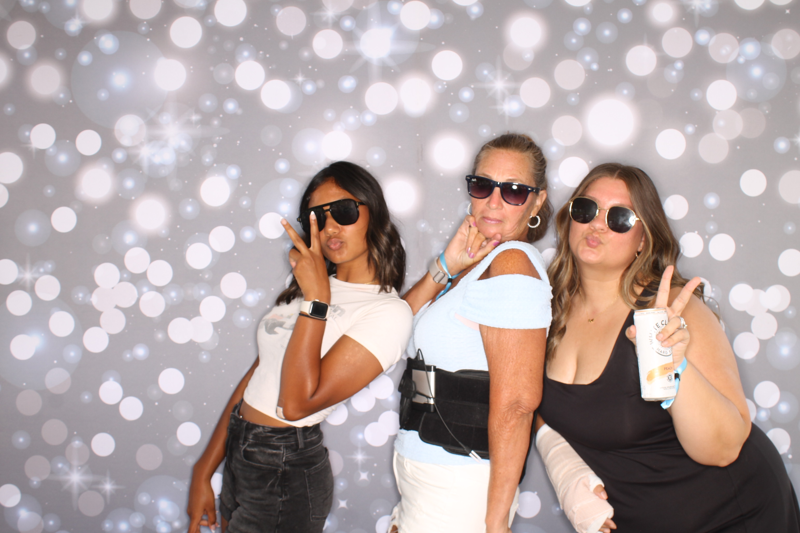 Worthington Steel | View more photos from the event at gallery.photoboothcincy.com/u/PhotoBoothCincy/Worthington-Steel