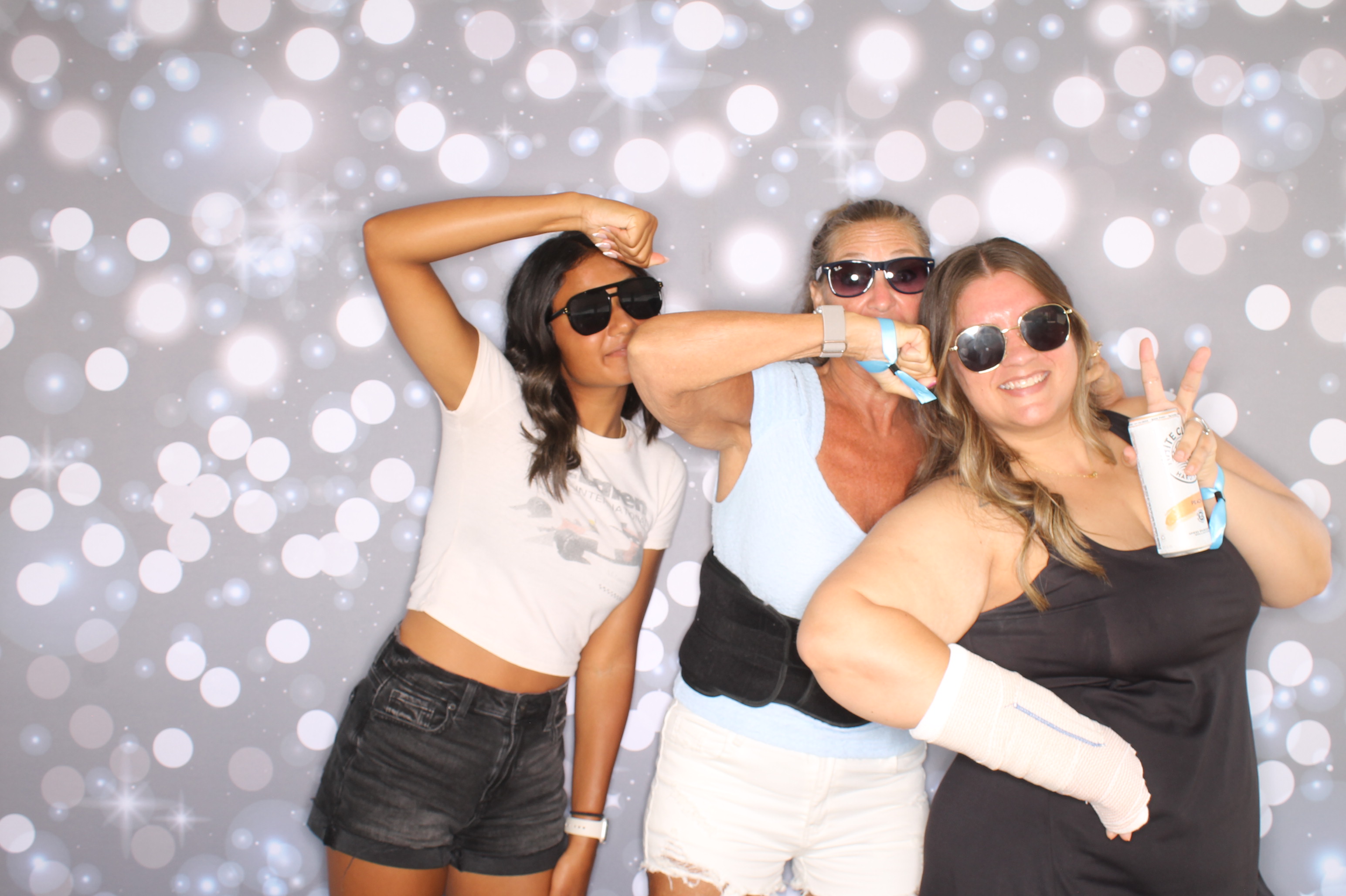 Worthington Steel | View more photos from the event at gallery.photoboothcincy.com/u/PhotoBoothCincy/Worthington-Steel