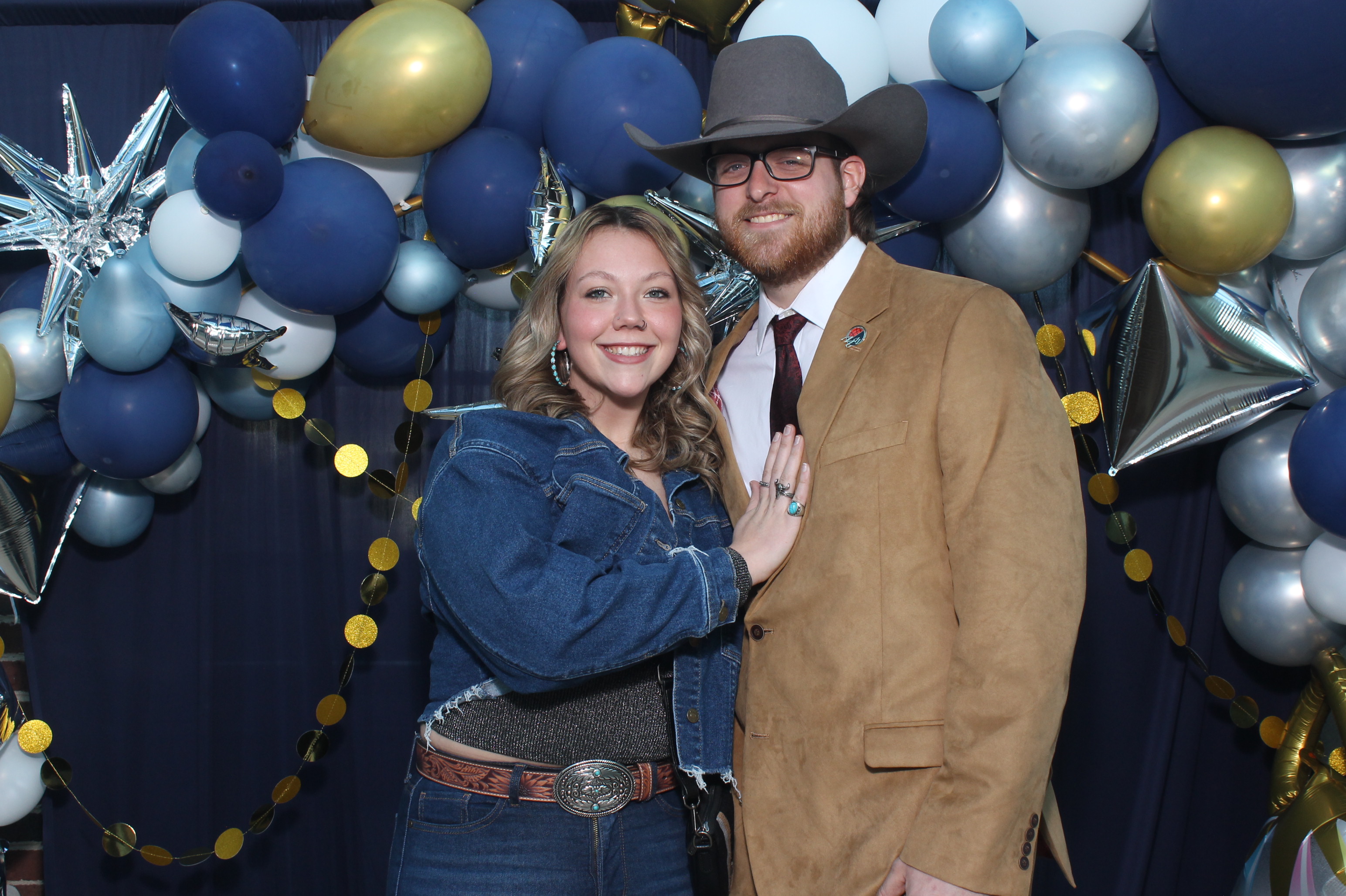 YMCA Dance | View more photos from the event at gallery.photoboothcincy.com/u/PhotoBoothCincy/YMCA-Dance