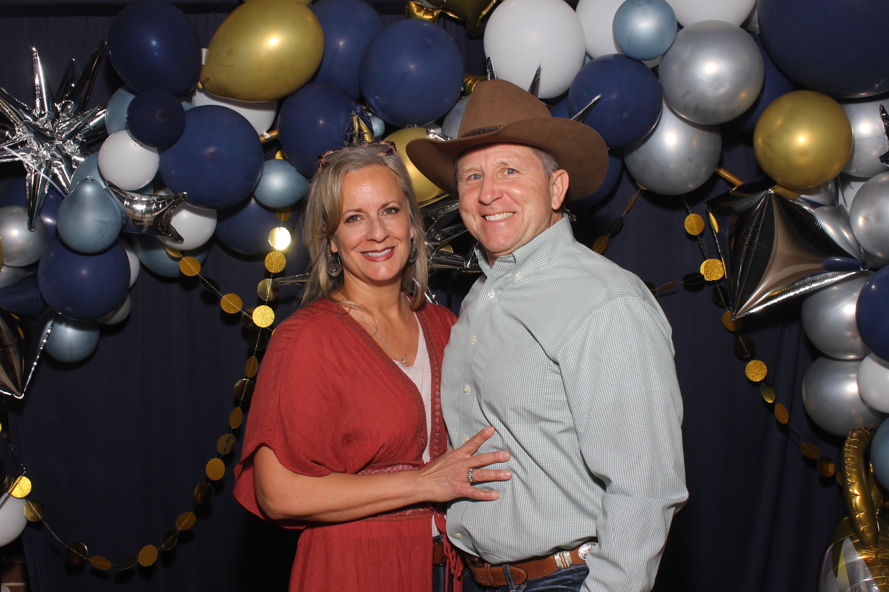 YMCA Dance | View more photos from the event at gallery.photoboothcincy.com/u/PhotoBoothCincy/YMCA-Dance