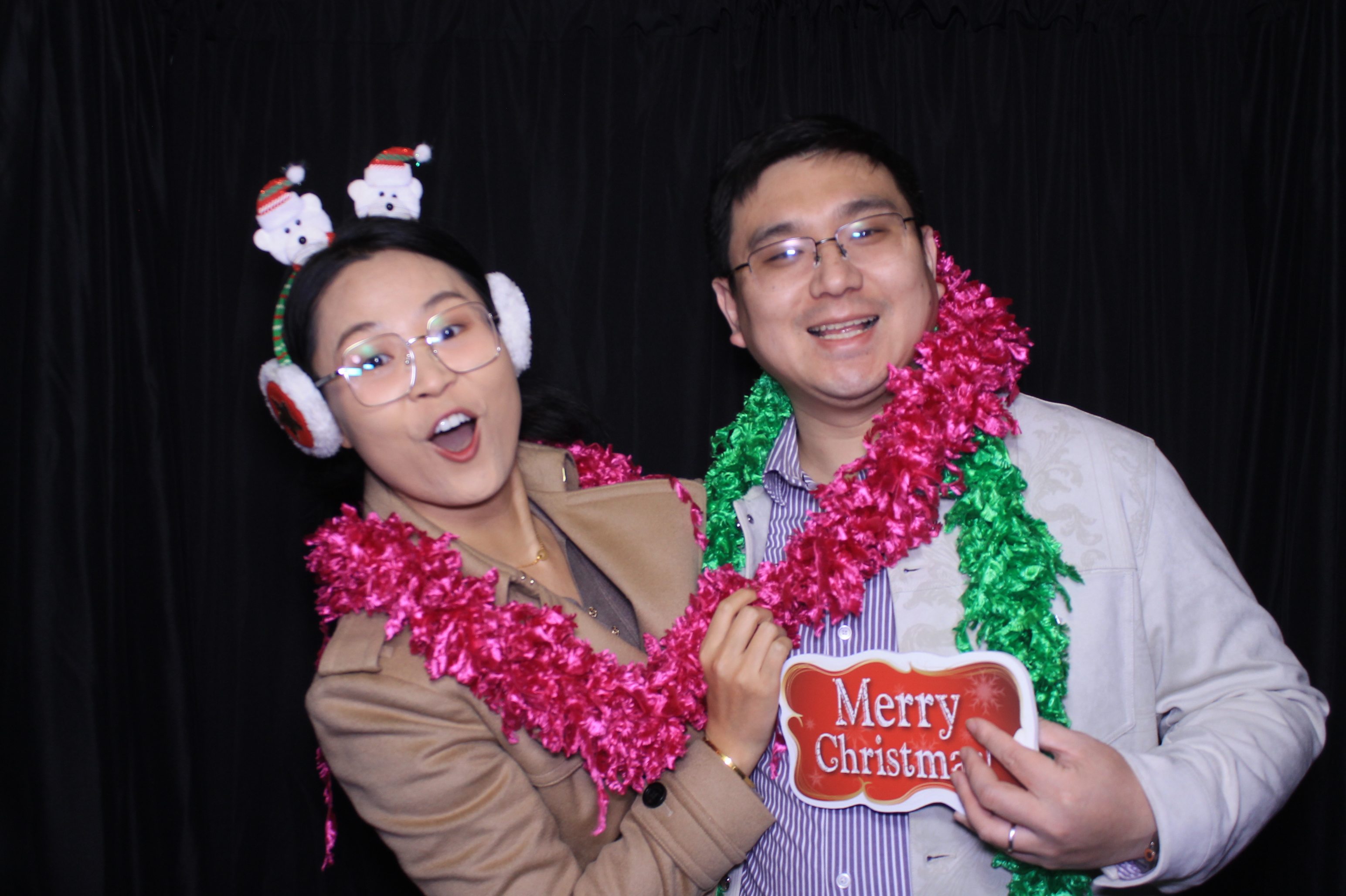 aeroseal holiday party | View more photos from the event at gallery.photoboothcincy.com/u/PhotoBoothCincy/aeroseal-holiday-party