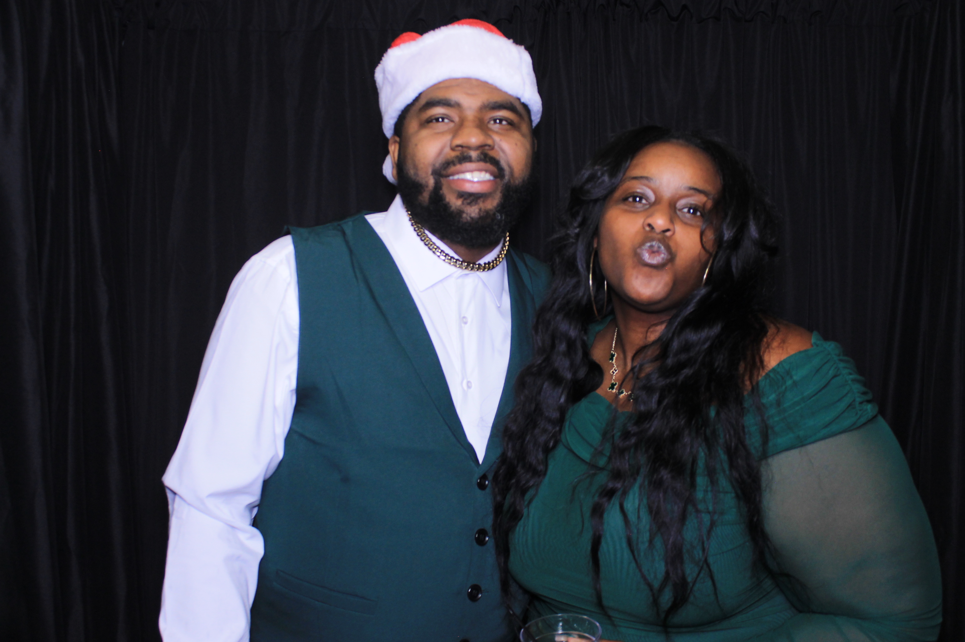 aeroseal holiday party | View more photos from the event at gallery.photoboothcincy.com/u/PhotoBoothCincy/aeroseal-holiday-party