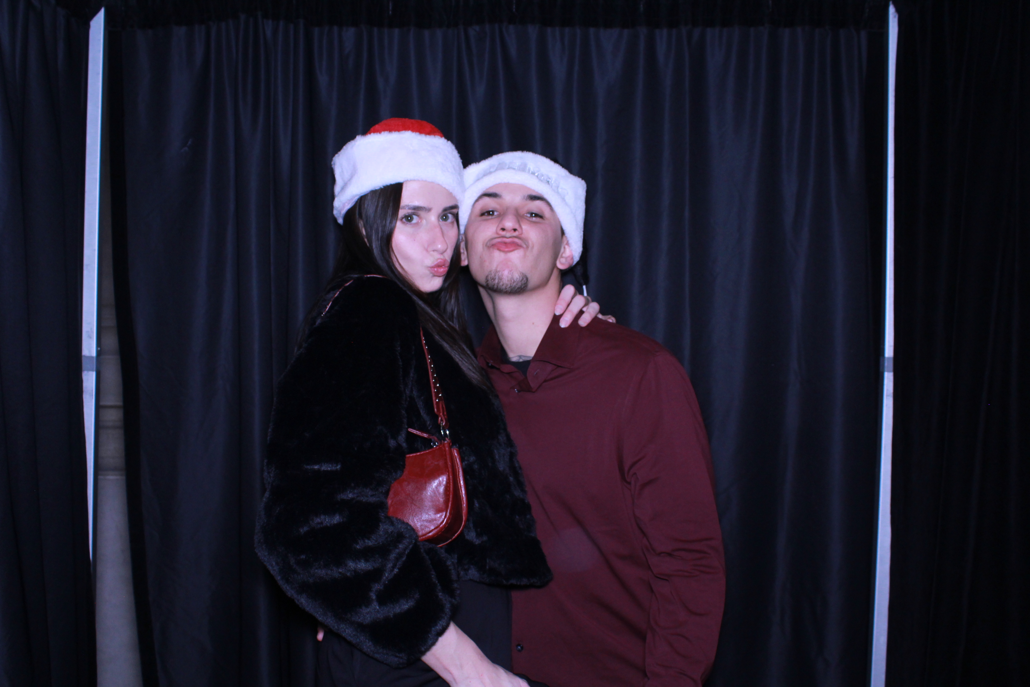 aeroseal holiday party | View more photos from the event at gallery.photoboothcincy.com/u/PhotoBoothCincy/aeroseal-holiday-party