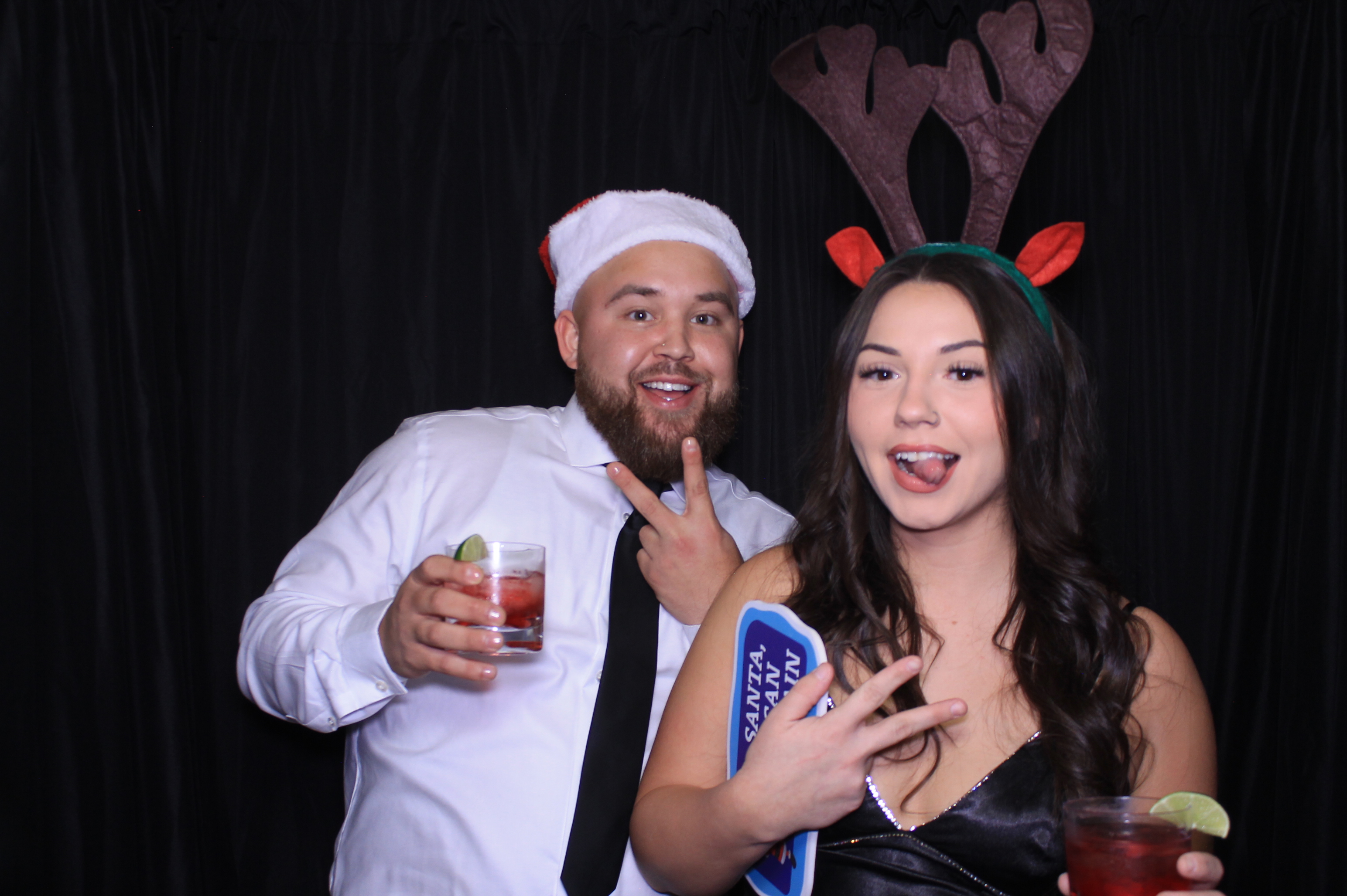 aeroseal holiday party | View more photos from the event at gallery.photoboothcincy.com/u/PhotoBoothCincy/aeroseal-holiday-party