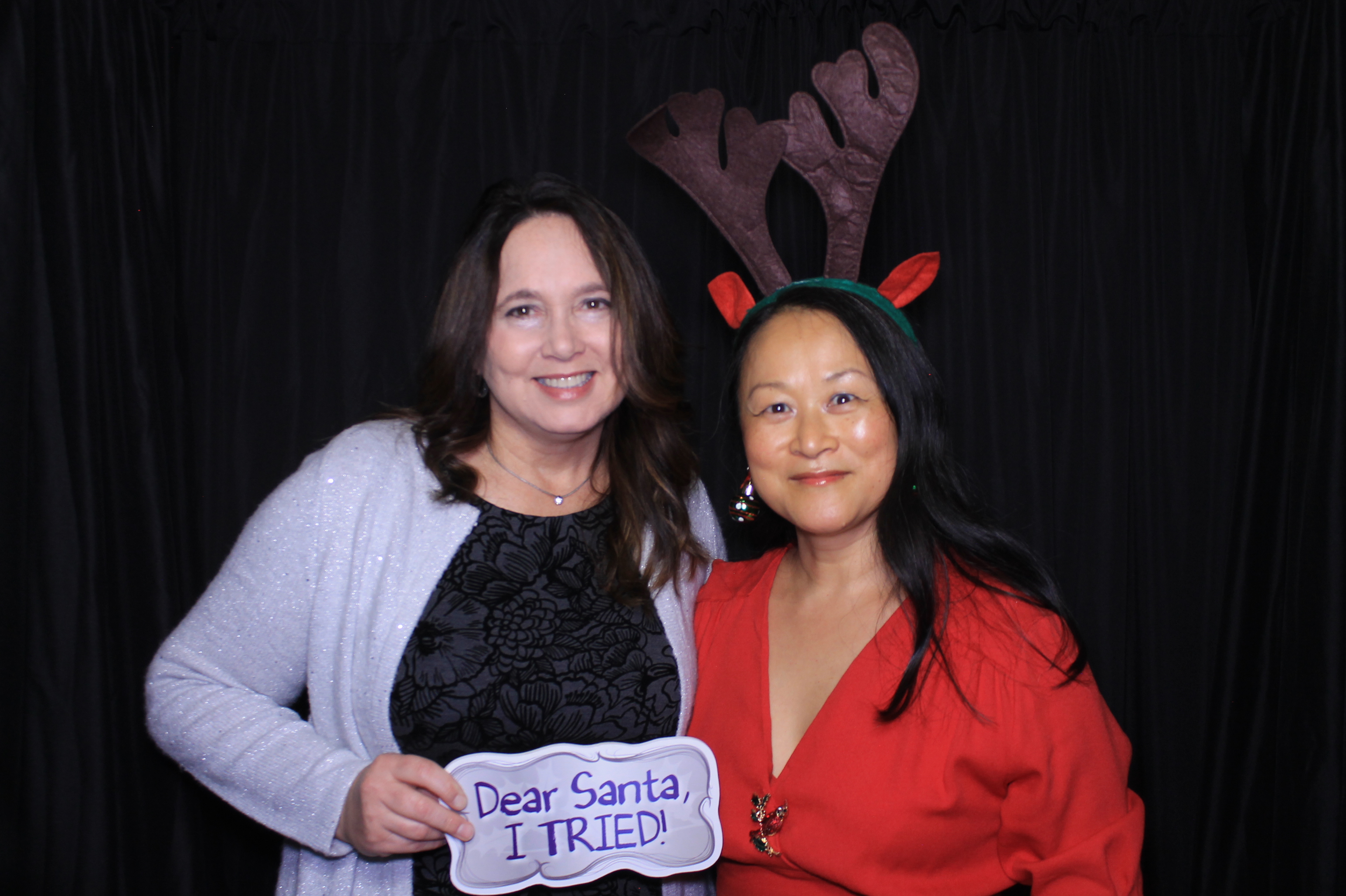 aeroseal holiday party | View more photos from the event at gallery.photoboothcincy.com/u/PhotoBoothCincy/aeroseal-holiday-party
