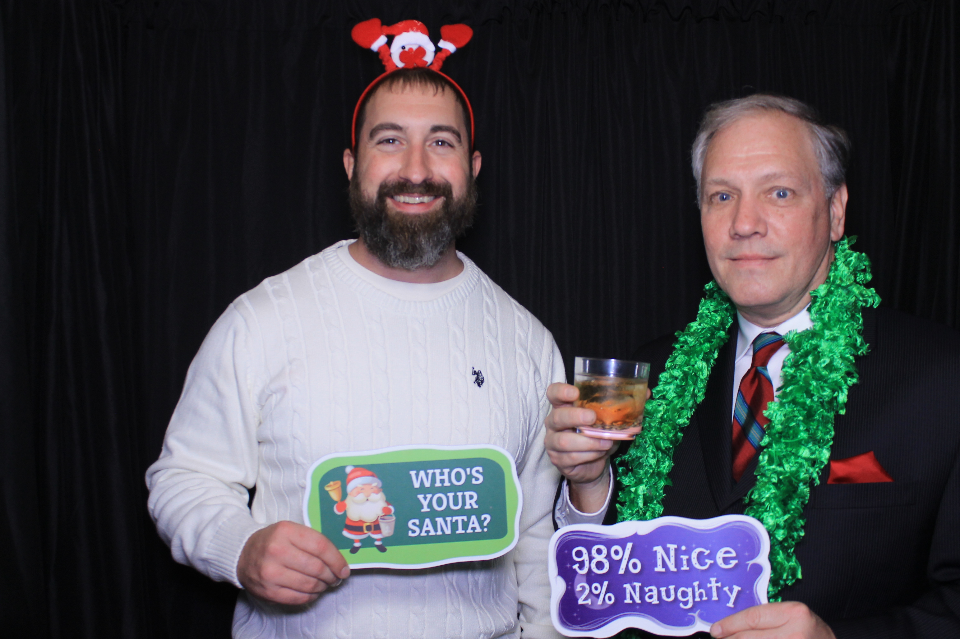 aeroseal holiday party | View more photos from the event at gallery.photoboothcincy.com/u/PhotoBoothCincy/aeroseal-holiday-party