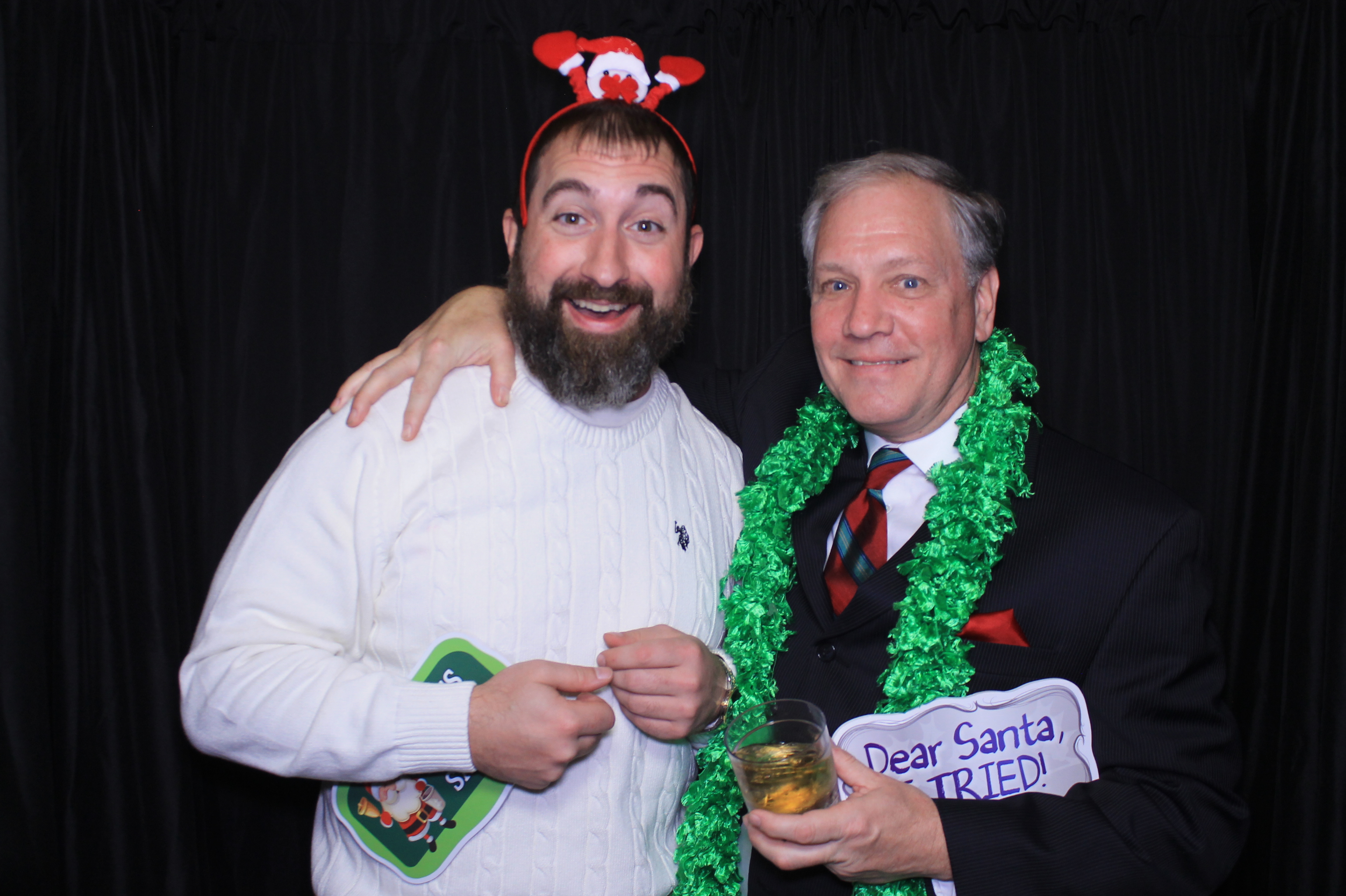 aeroseal holiday party | View more photos from the event at gallery.photoboothcincy.com/u/PhotoBoothCincy/aeroseal-holiday-party