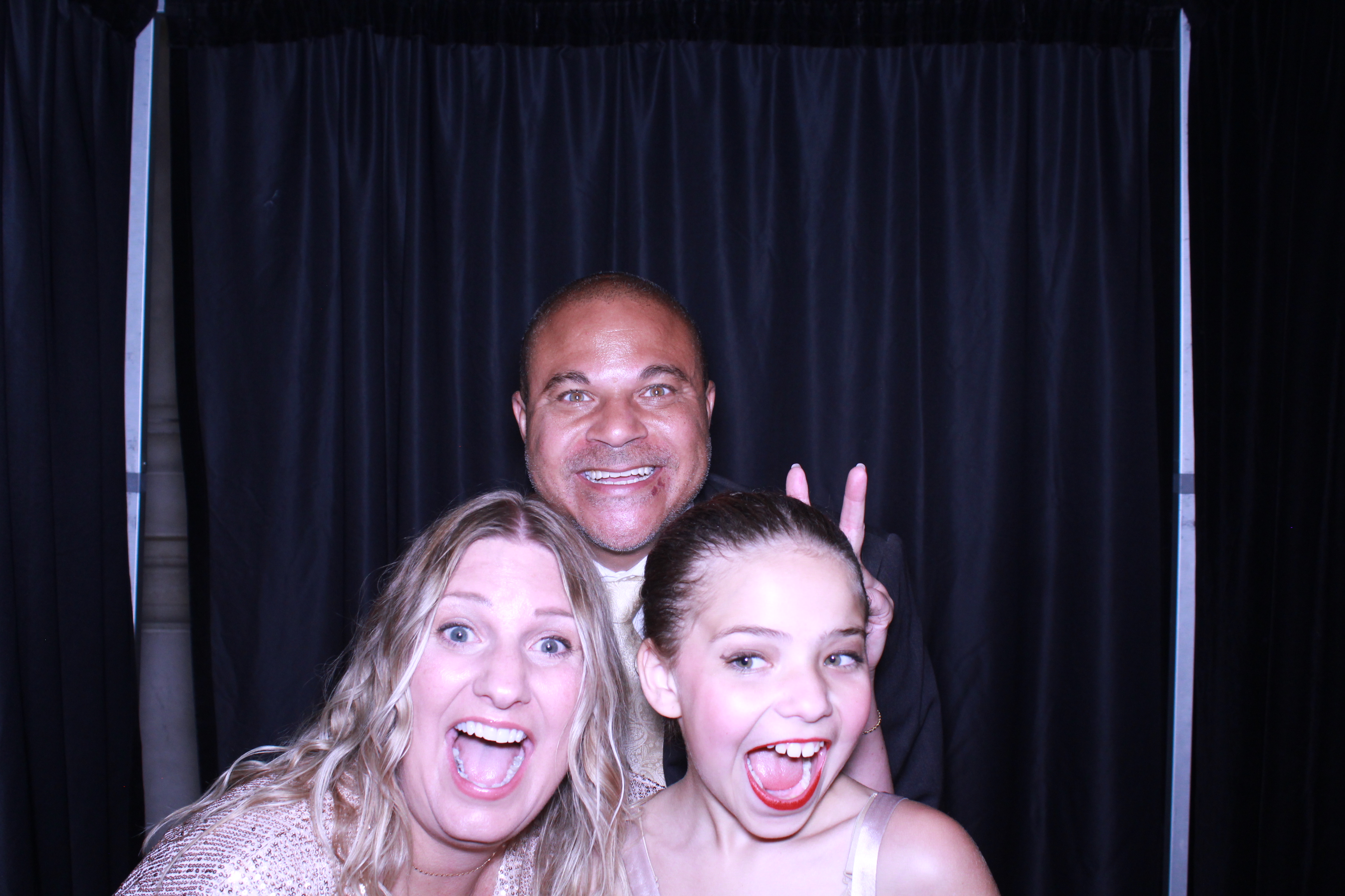 aeroseal holiday party | View more photos from the event at gallery.photoboothcincy.com/u/PhotoBoothCincy/aeroseal-holiday-party