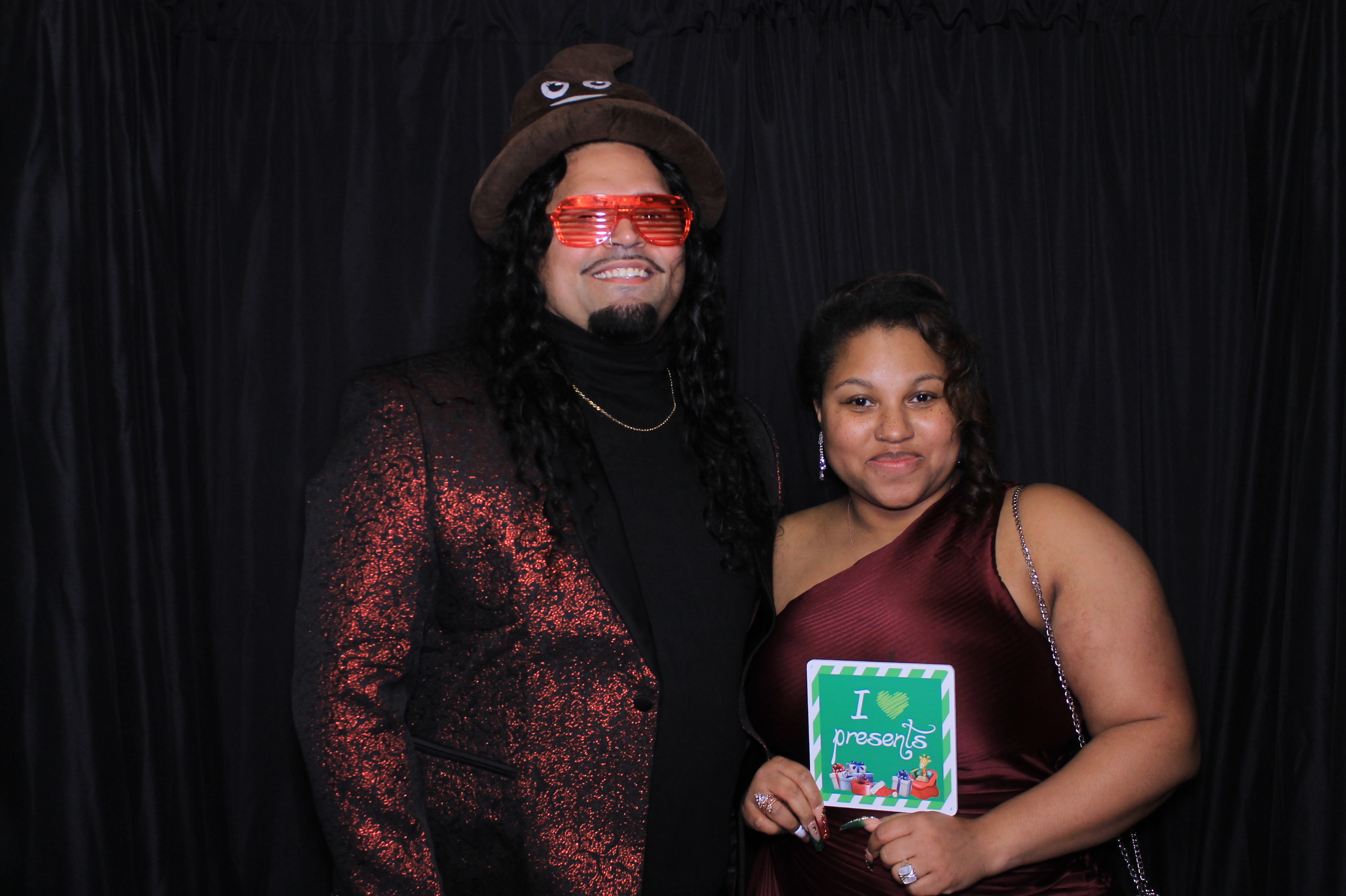 aeroseal holiday party | View more photos from the event at gallery.photoboothcincy.com/u/PhotoBoothCincy/aeroseal-holiday-party